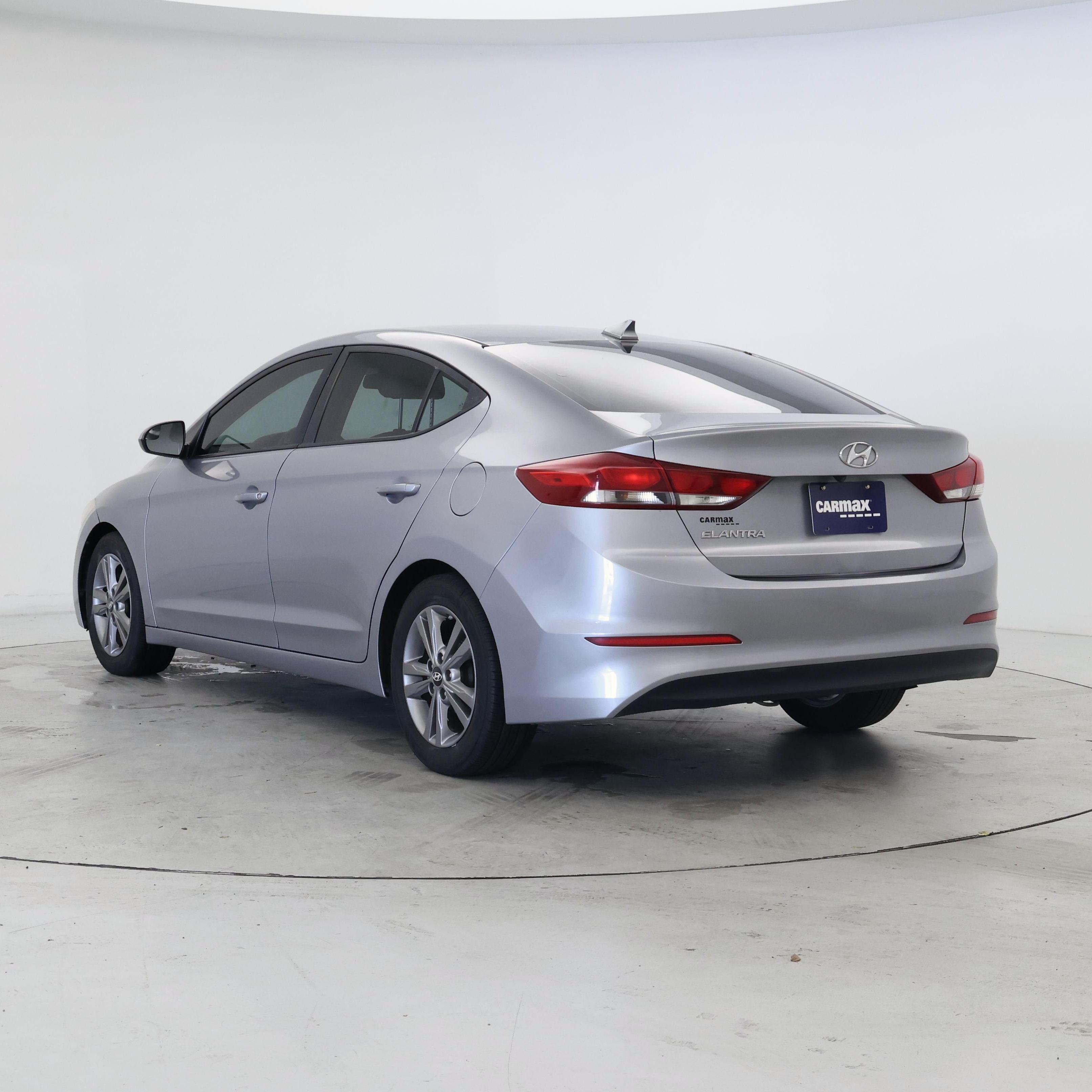 Thumbnail: 2017 Hyundai Elantra - 2