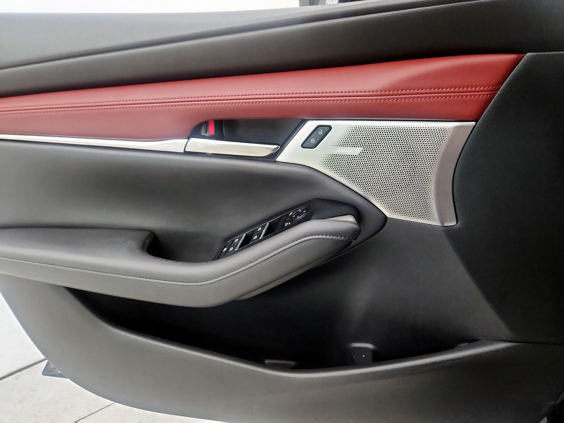 Thumbnail: 2019 Mazda Mazda3 - 12