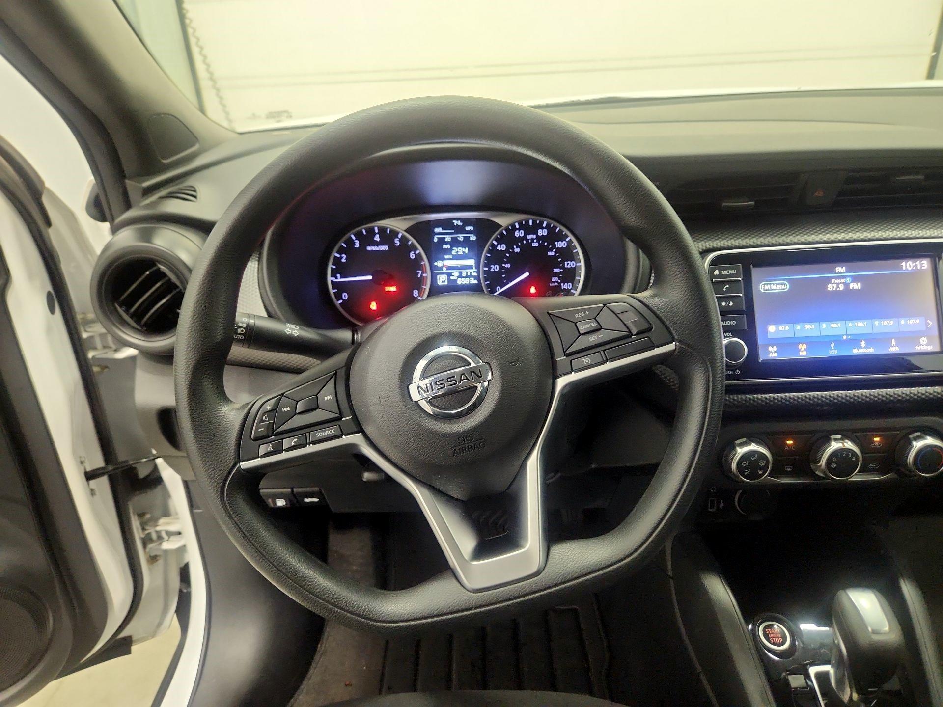 Thumbnail: 2020 Nissan Kicks - 10