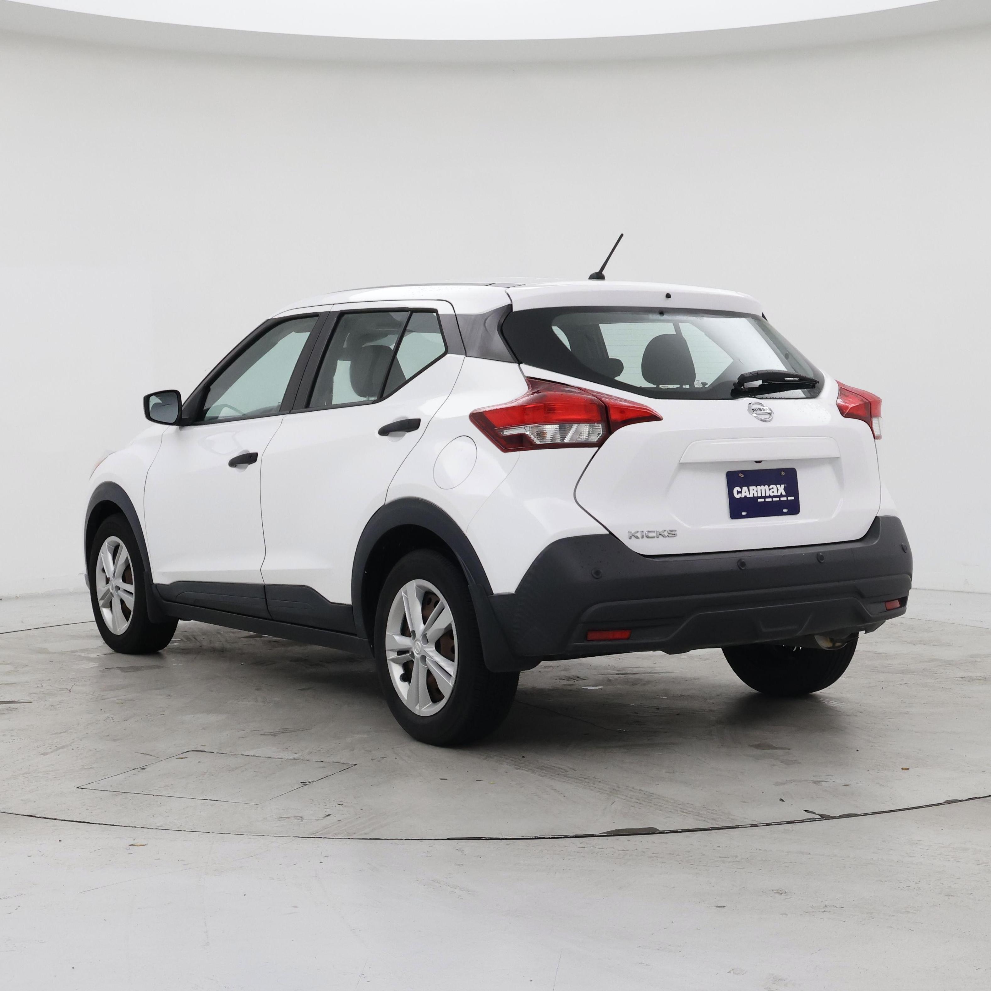 Thumbnail: 2020 Nissan Kicks - 2