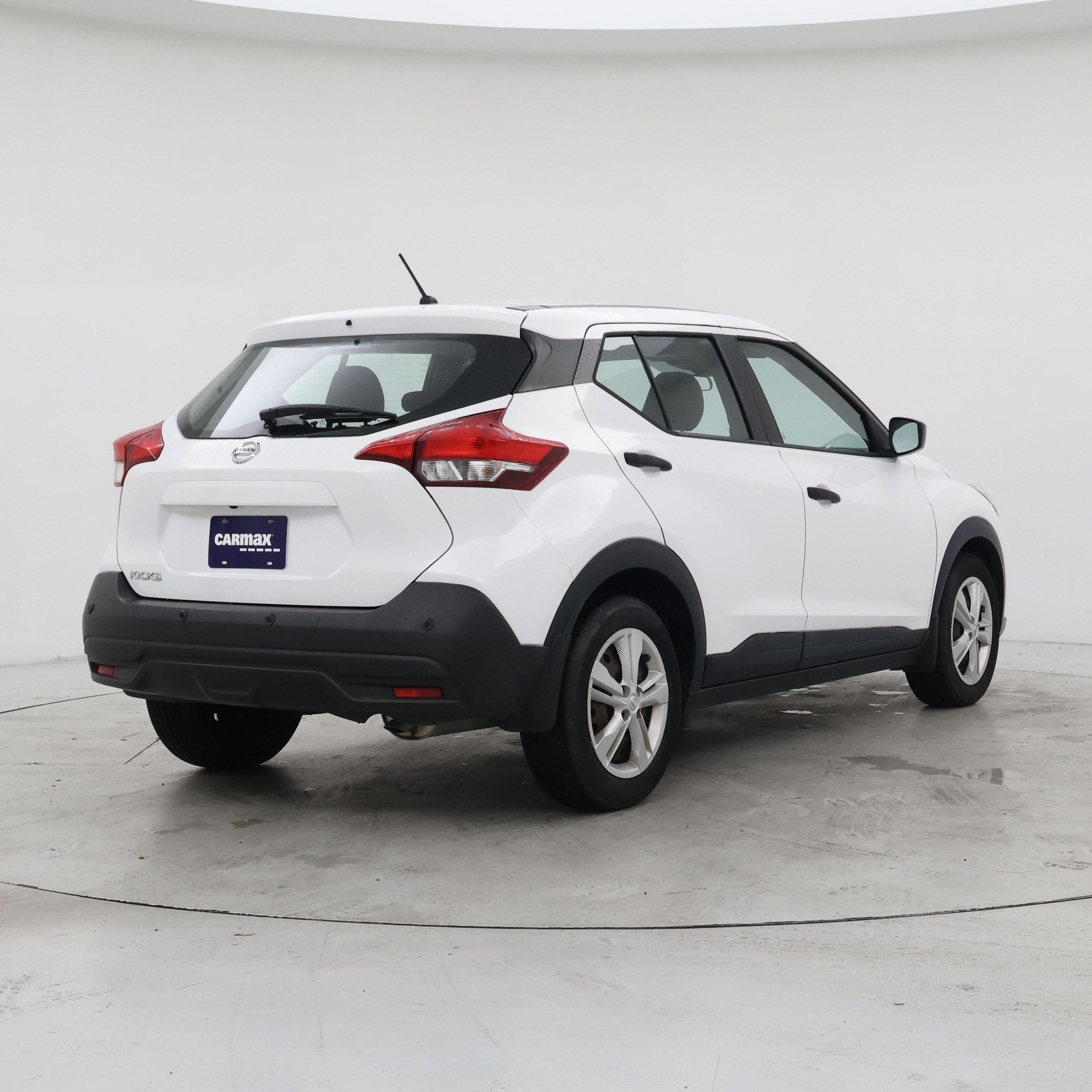 Thumbnail: 2020 Nissan Kicks - 8