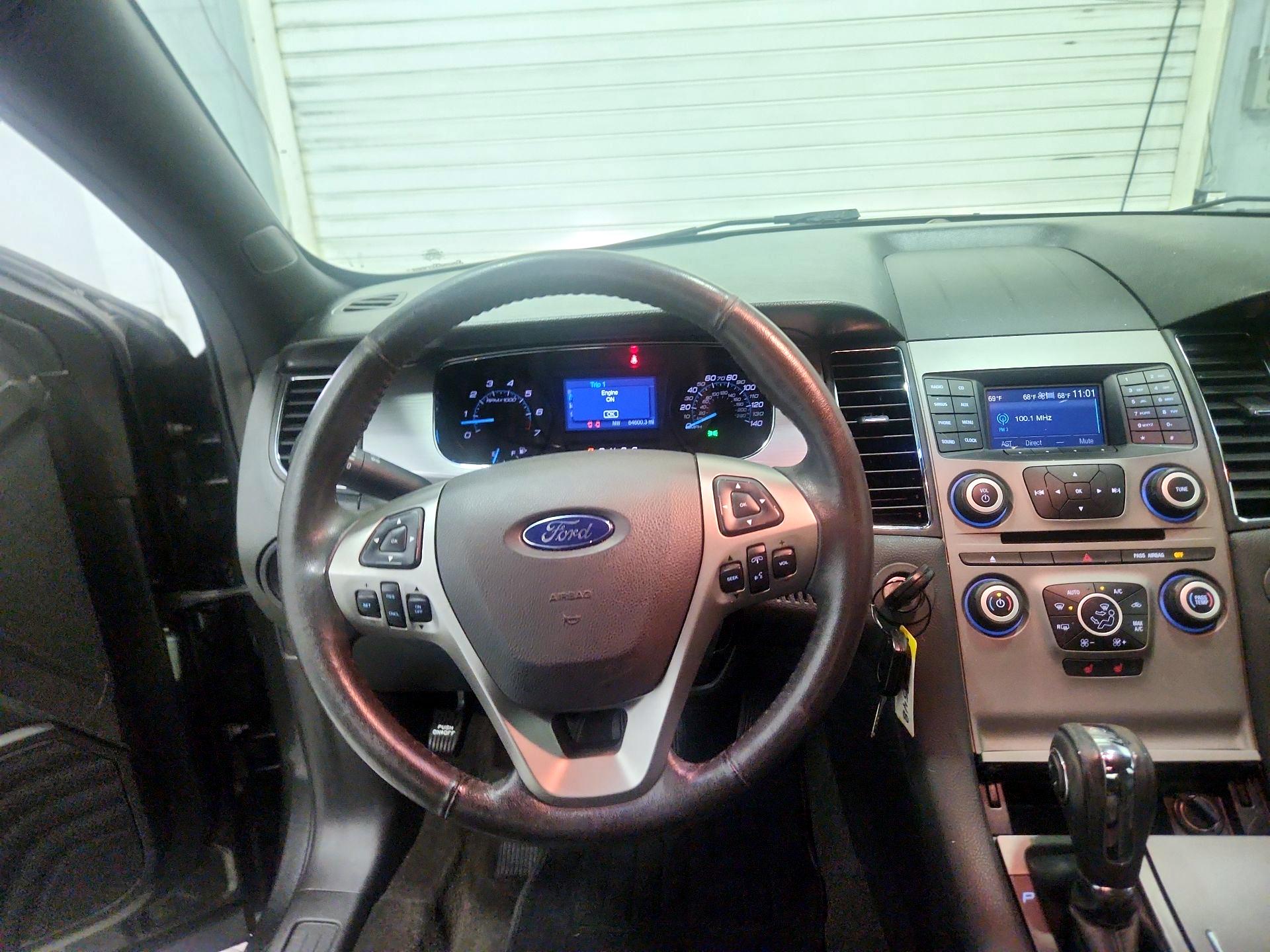 Thumbnail: 2015 Ford Taurus - 10