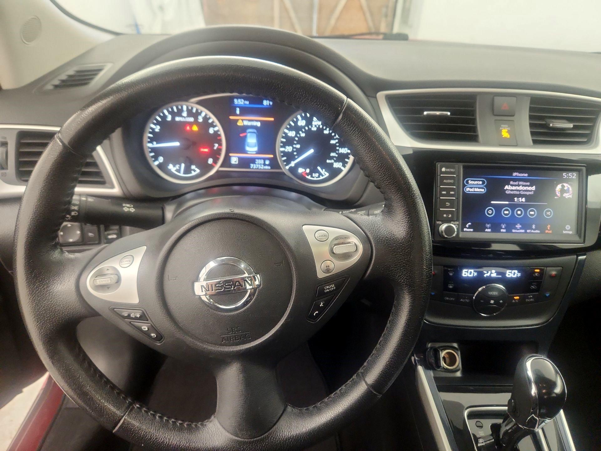 Thumbnail: 2019 Nissan Sentra - 9