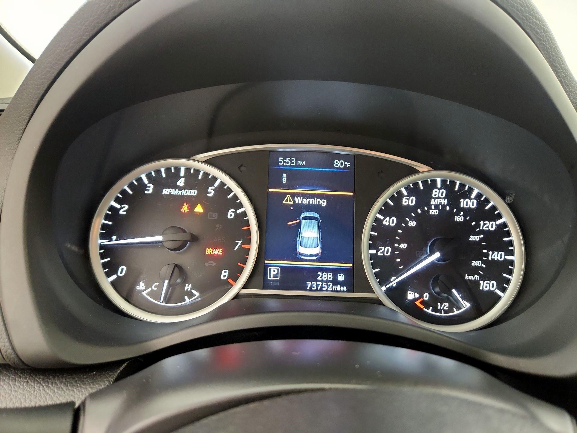 Thumbnail: 2019 Nissan Sentra - 10