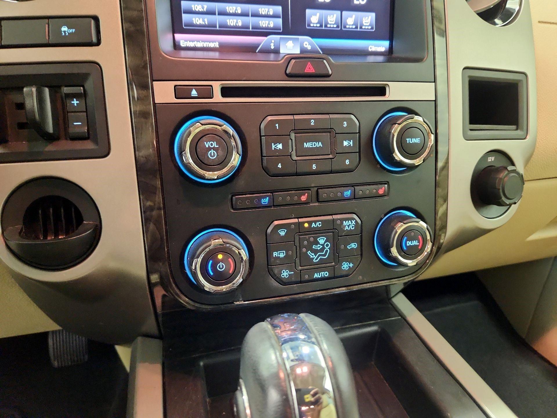 Thumbnail: 2015 Ford Expedition - 17