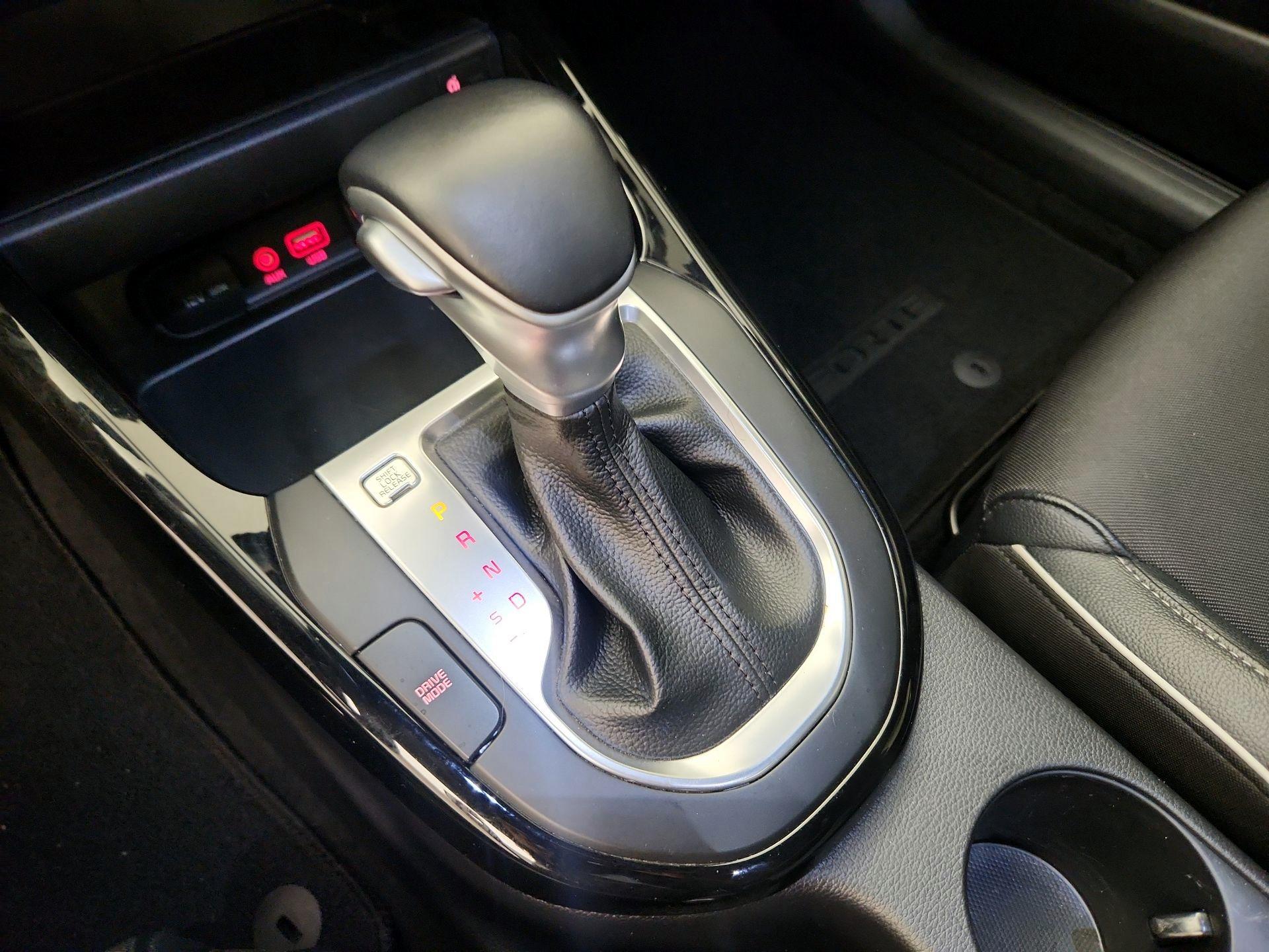 Thumbnail: 2020 Kia Forte - 17