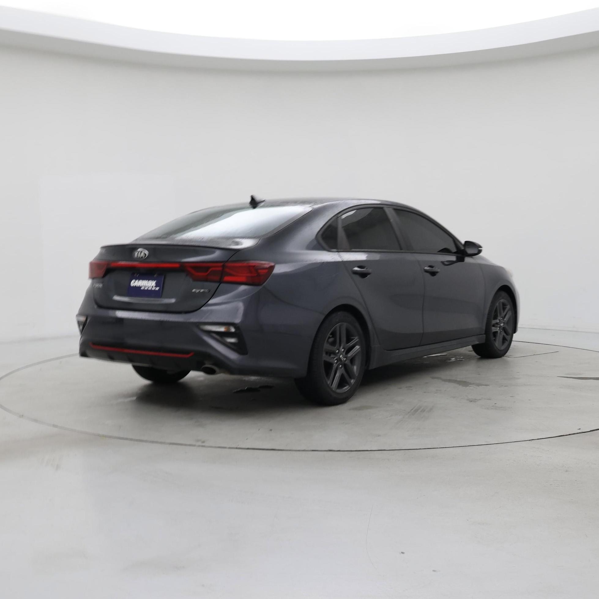 Thumbnail: 2020 Kia Forte - 8