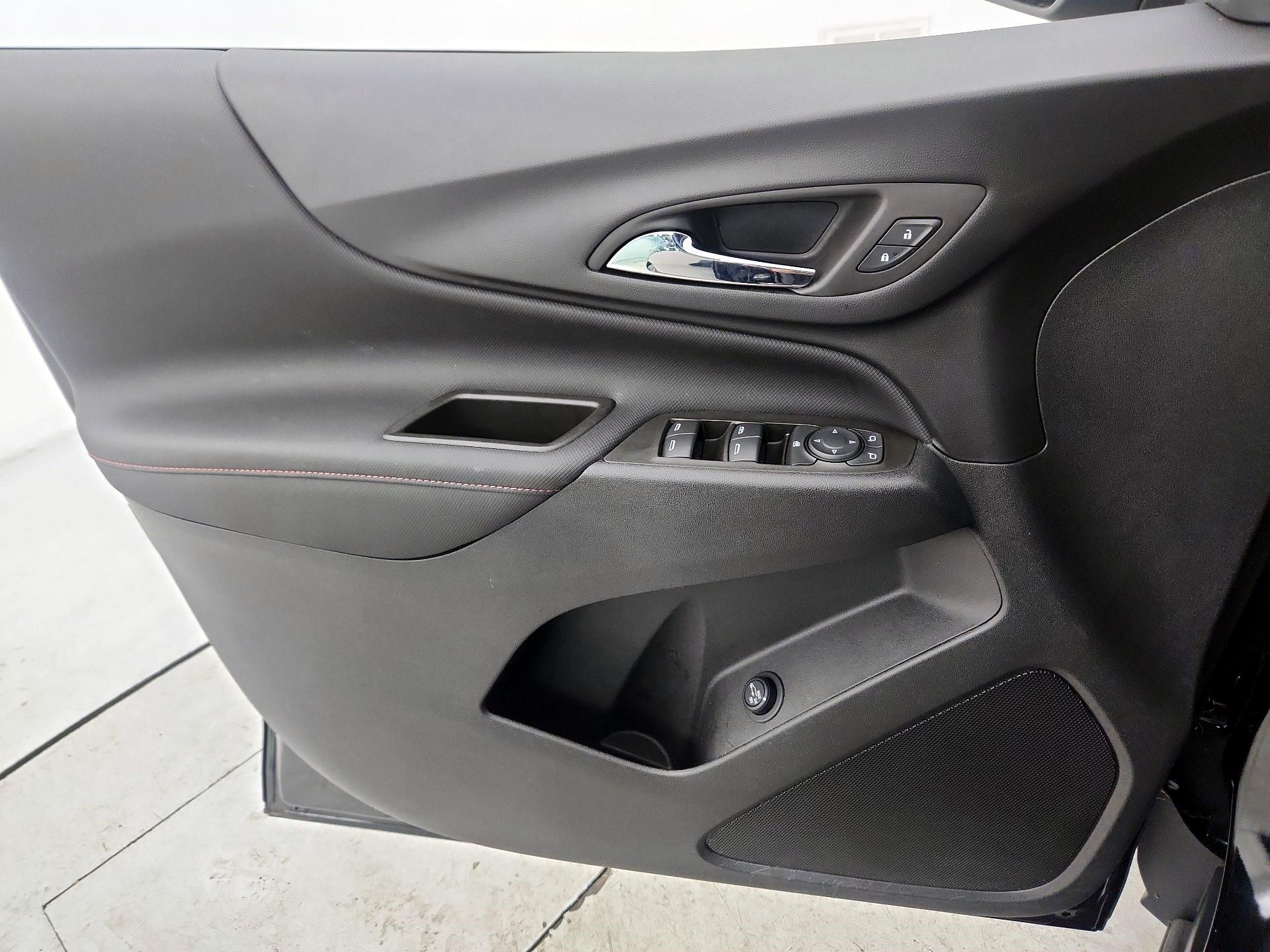 Thumbnail: 2023 Chevrolet Equinox - 12