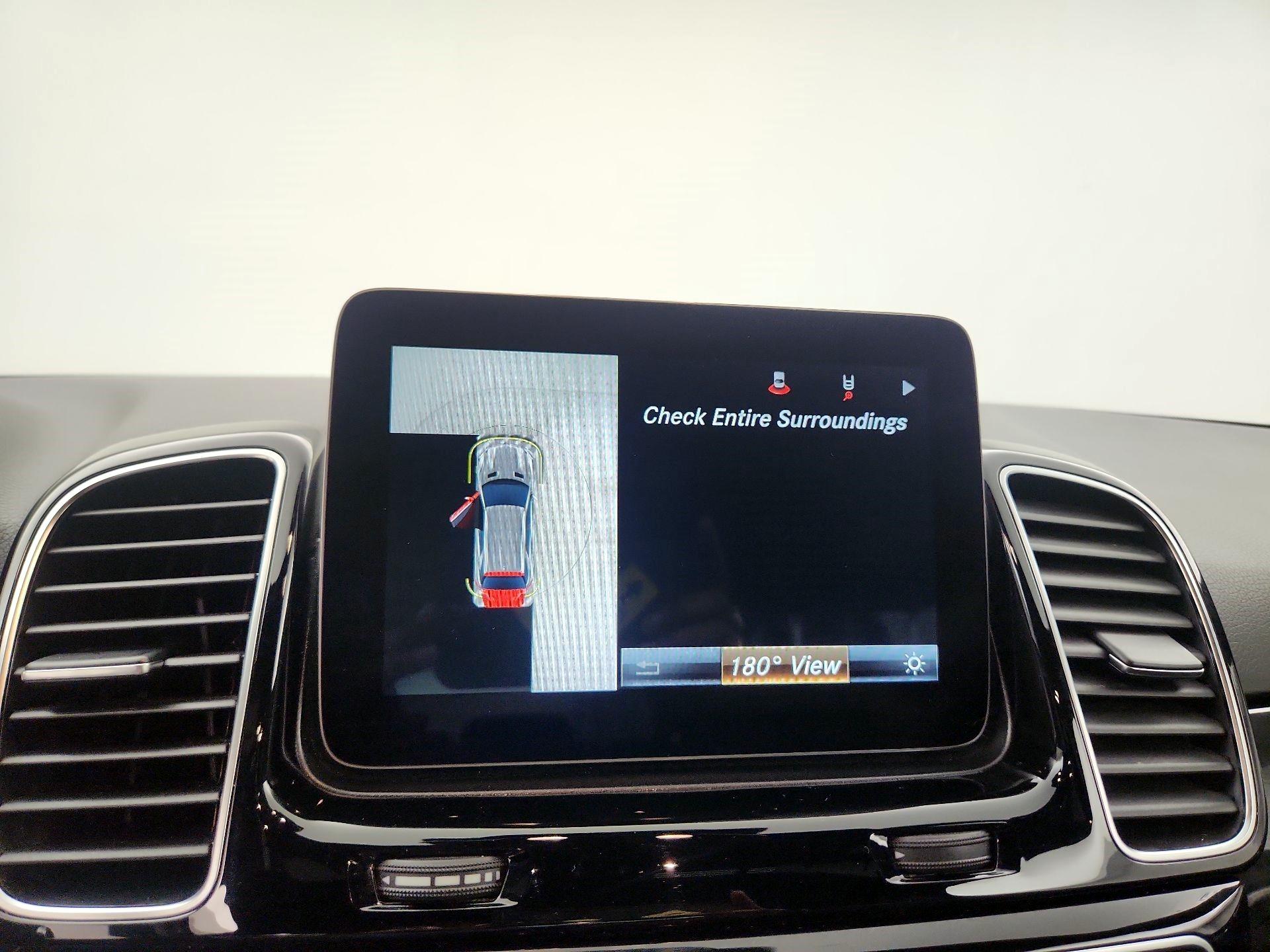 Thumbnail: 2016 Mercedes-Benz GLE - 14