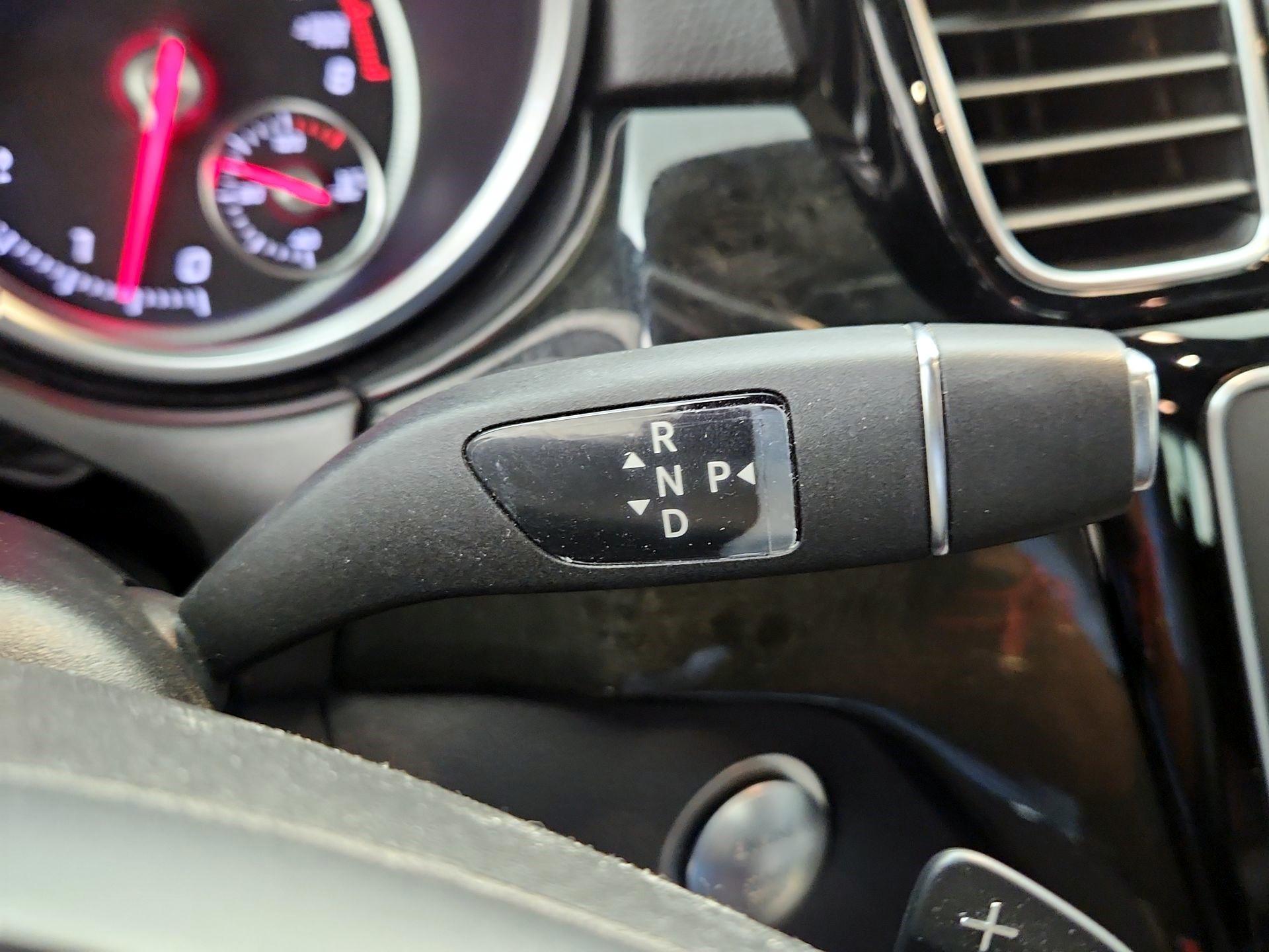 Thumbnail: 2016 Mercedes-Benz GLE - 17