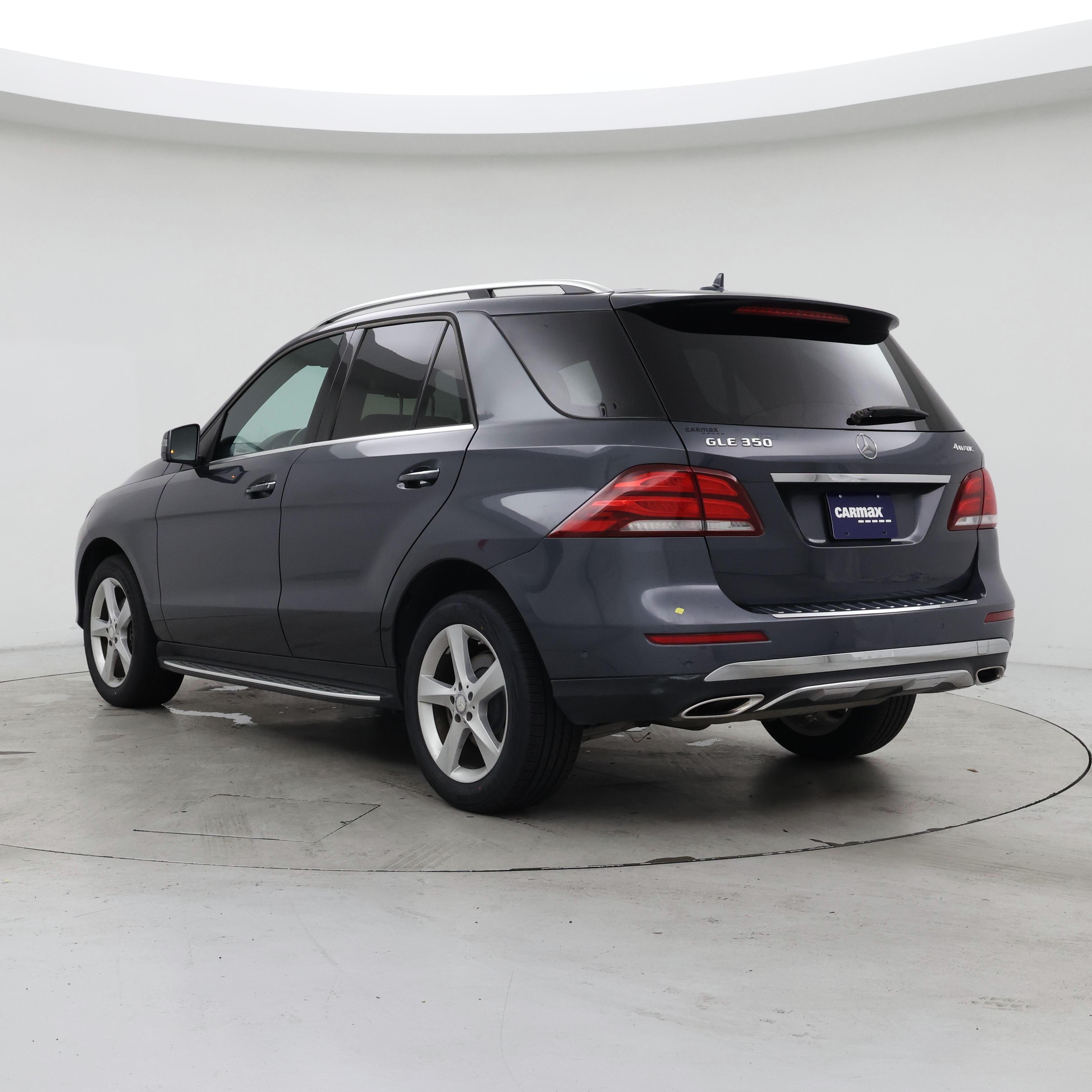 Thumbnail: 2016 Mercedes-Benz GLE - 2