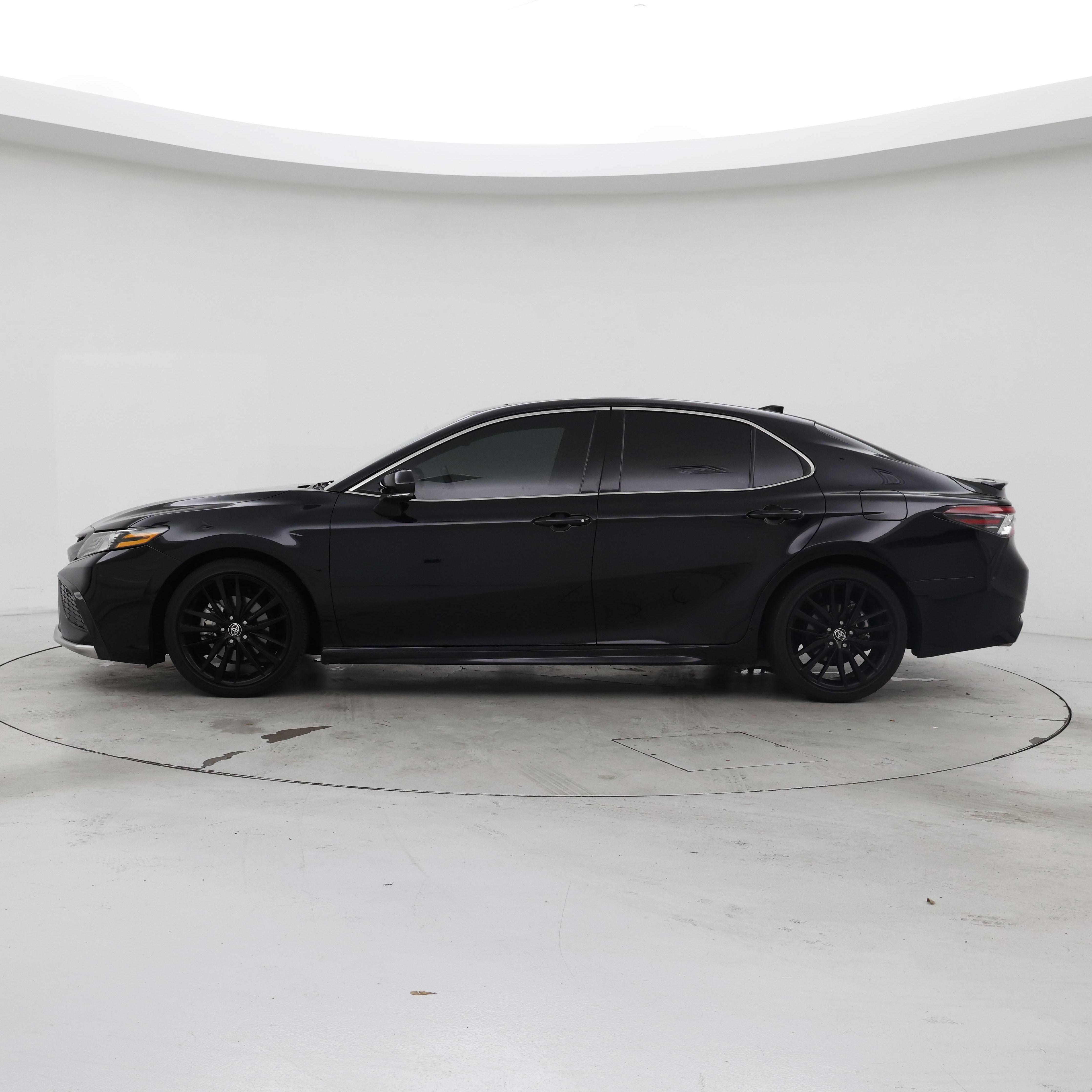Thumbnail: 2023 Toyota Camry - 3