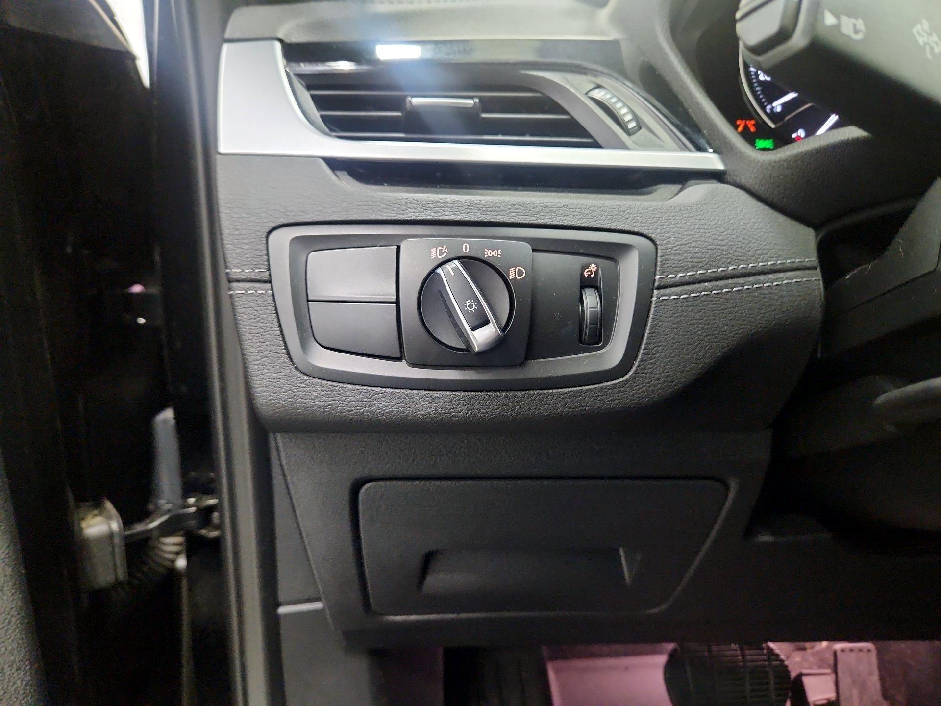 Thumbnail: 2021 BMW X1 - 13