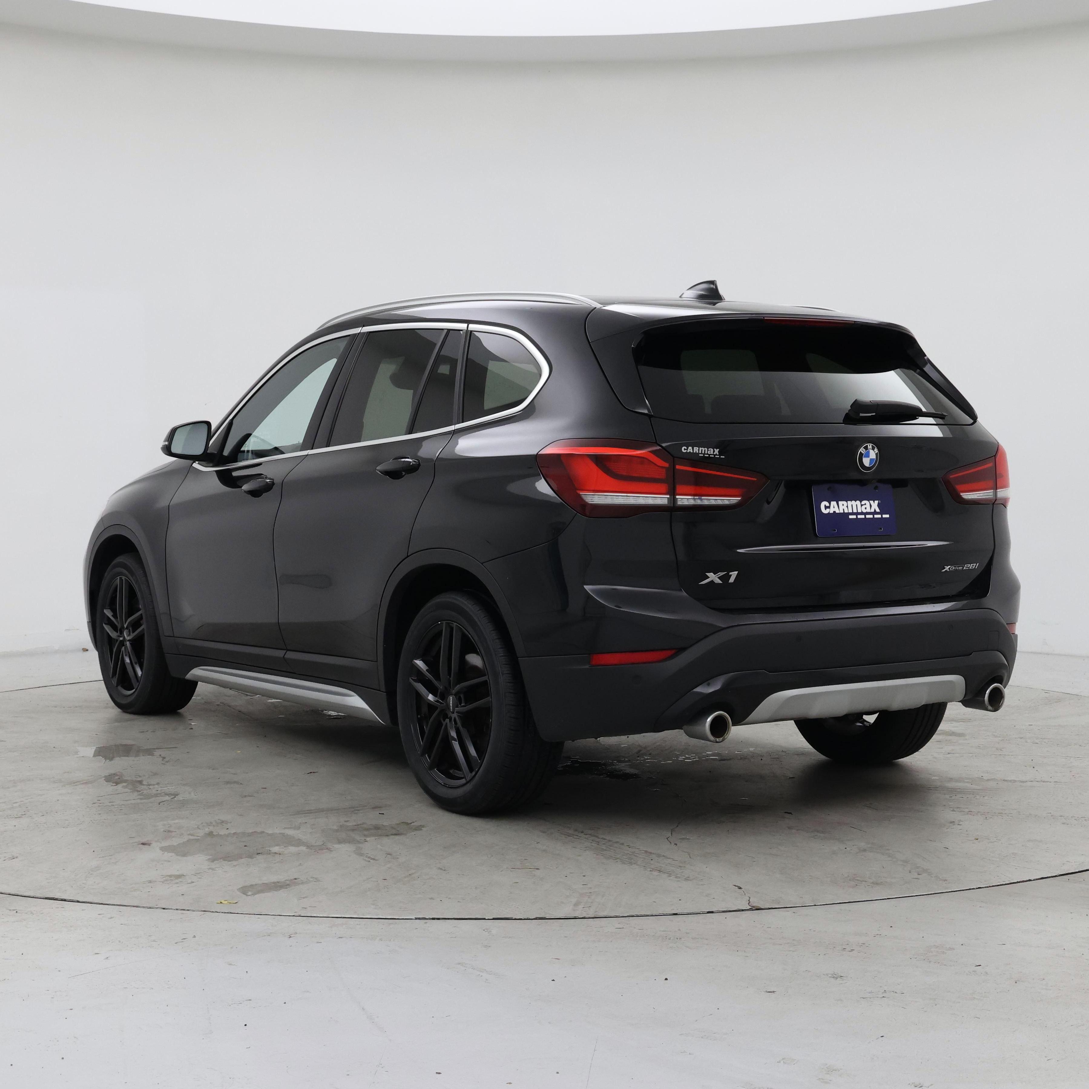 Thumbnail: 2021 BMW X1 - 2