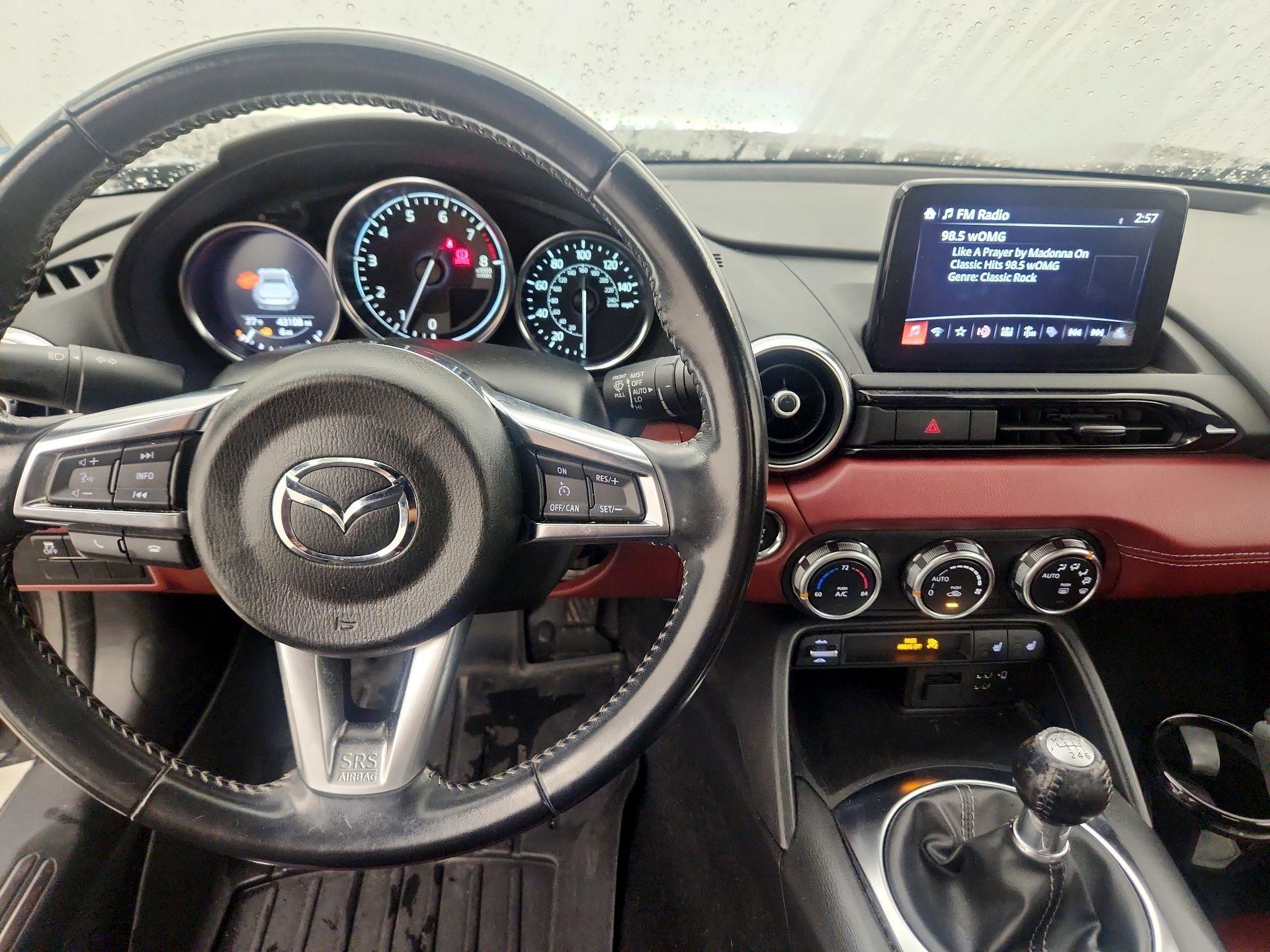 Thumbnail: 2020 Mazda MX-5 Miata - 9