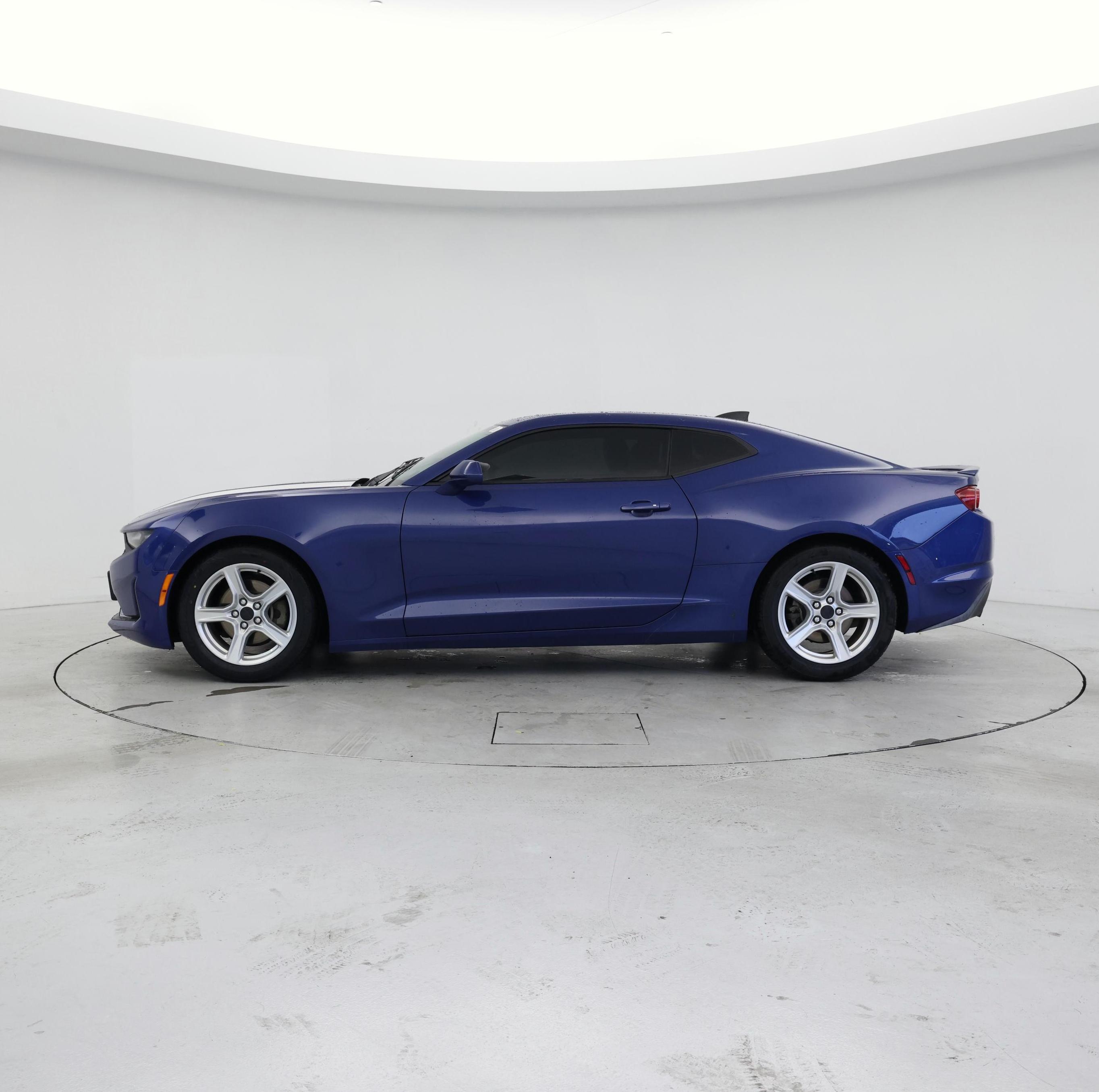 Thumbnail: 2020 Chevrolet Camaro - 3