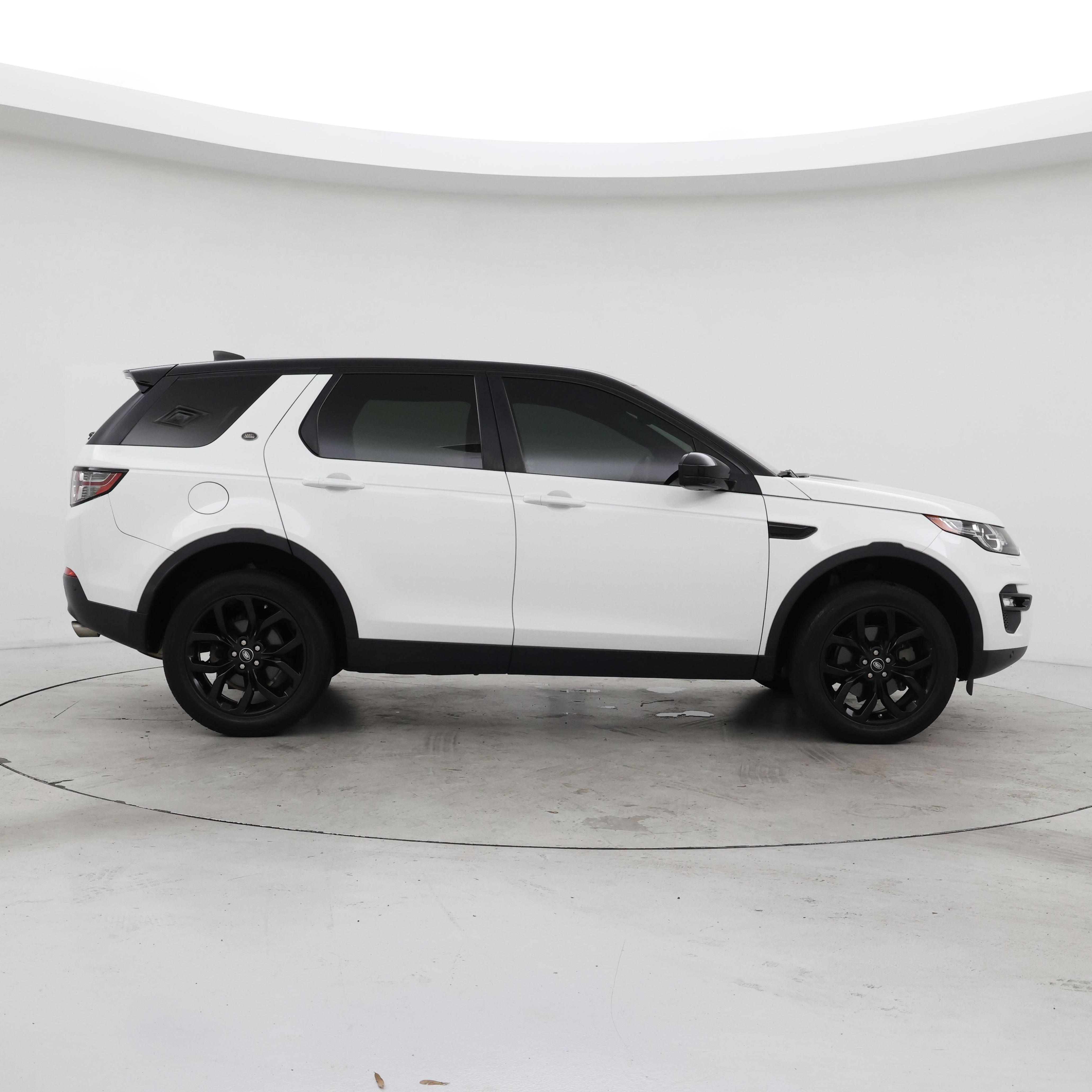 Thumbnail: 2019 Land Rover Discovery Sport - 7