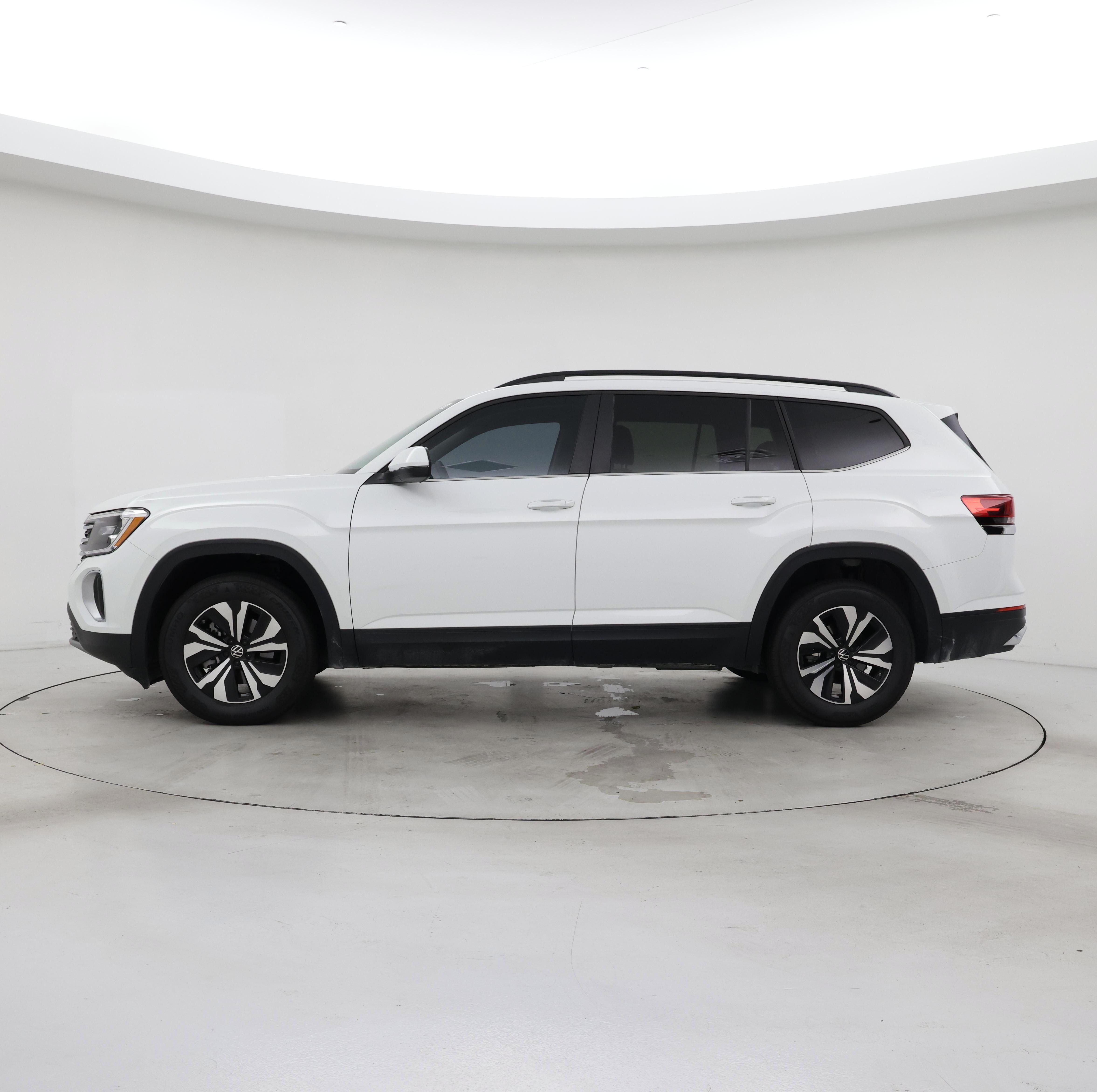 Thumbnail: 2024 Volkswagen Atlas - 3