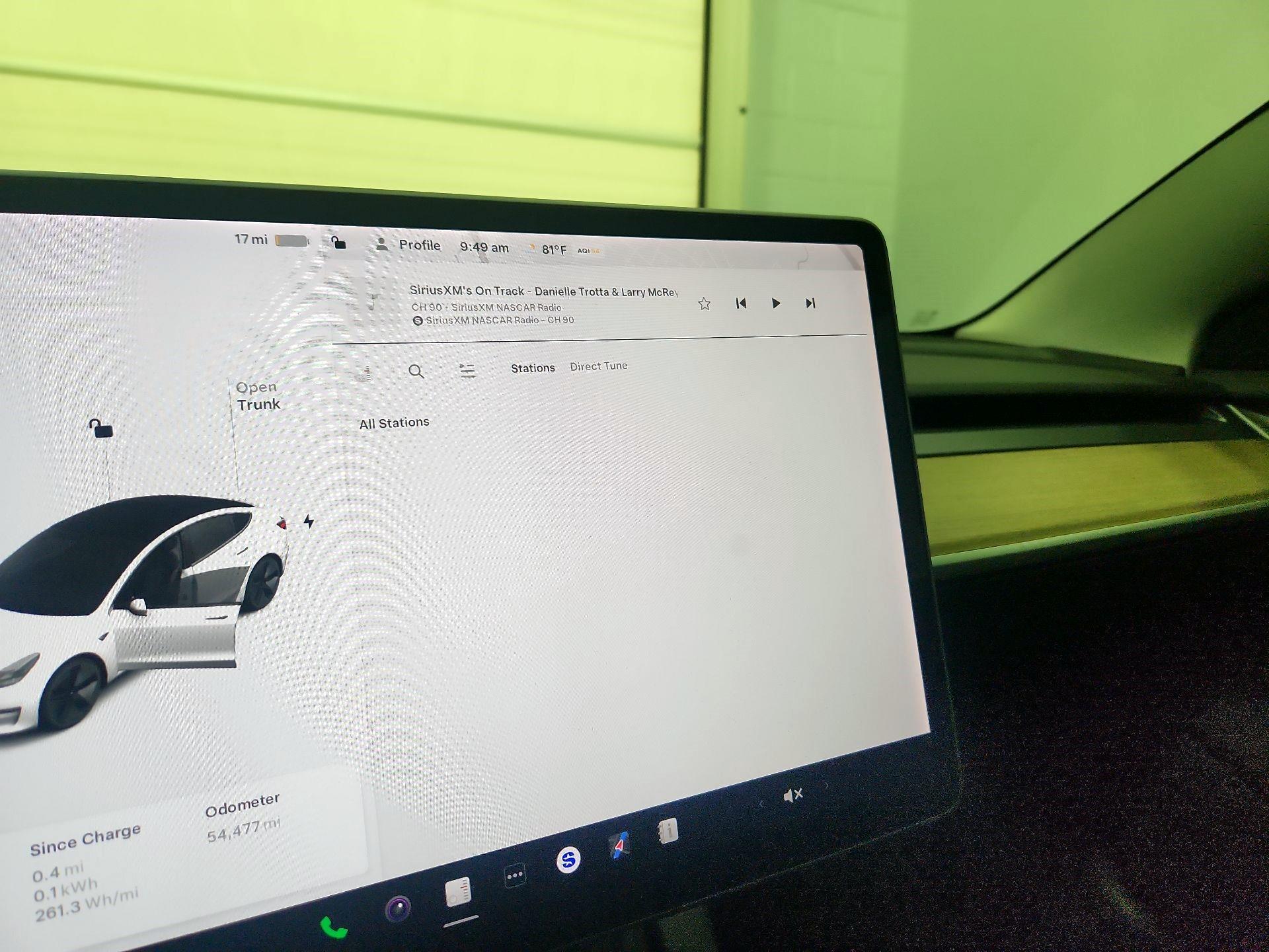 Thumbnail: 2021 Tesla Model 3 - 16