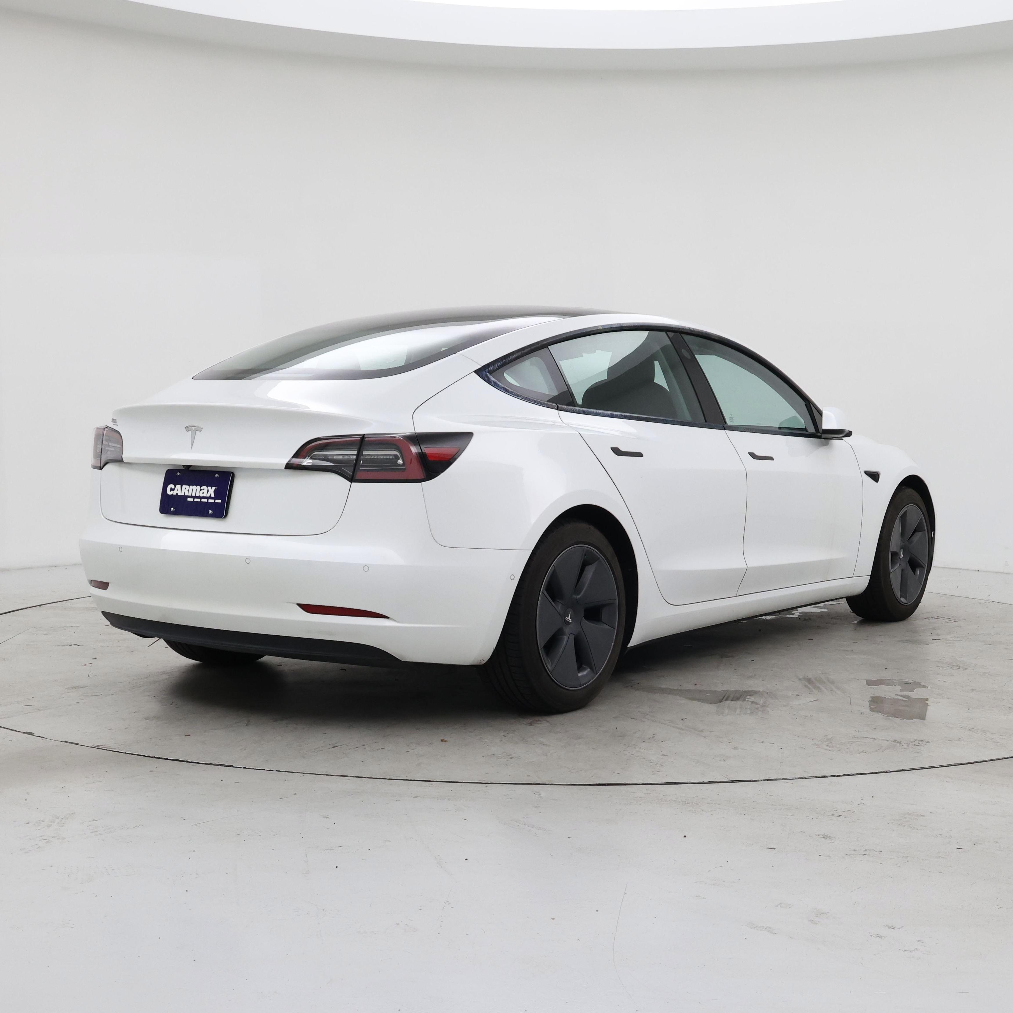 Thumbnail: 2021 Tesla Model 3 - 8