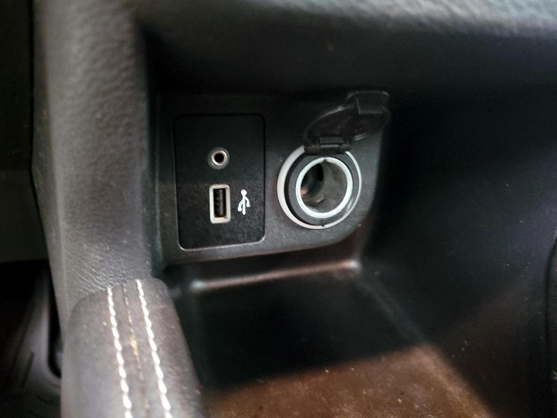 Thumbnail: 2019 Nissan Kicks - 18