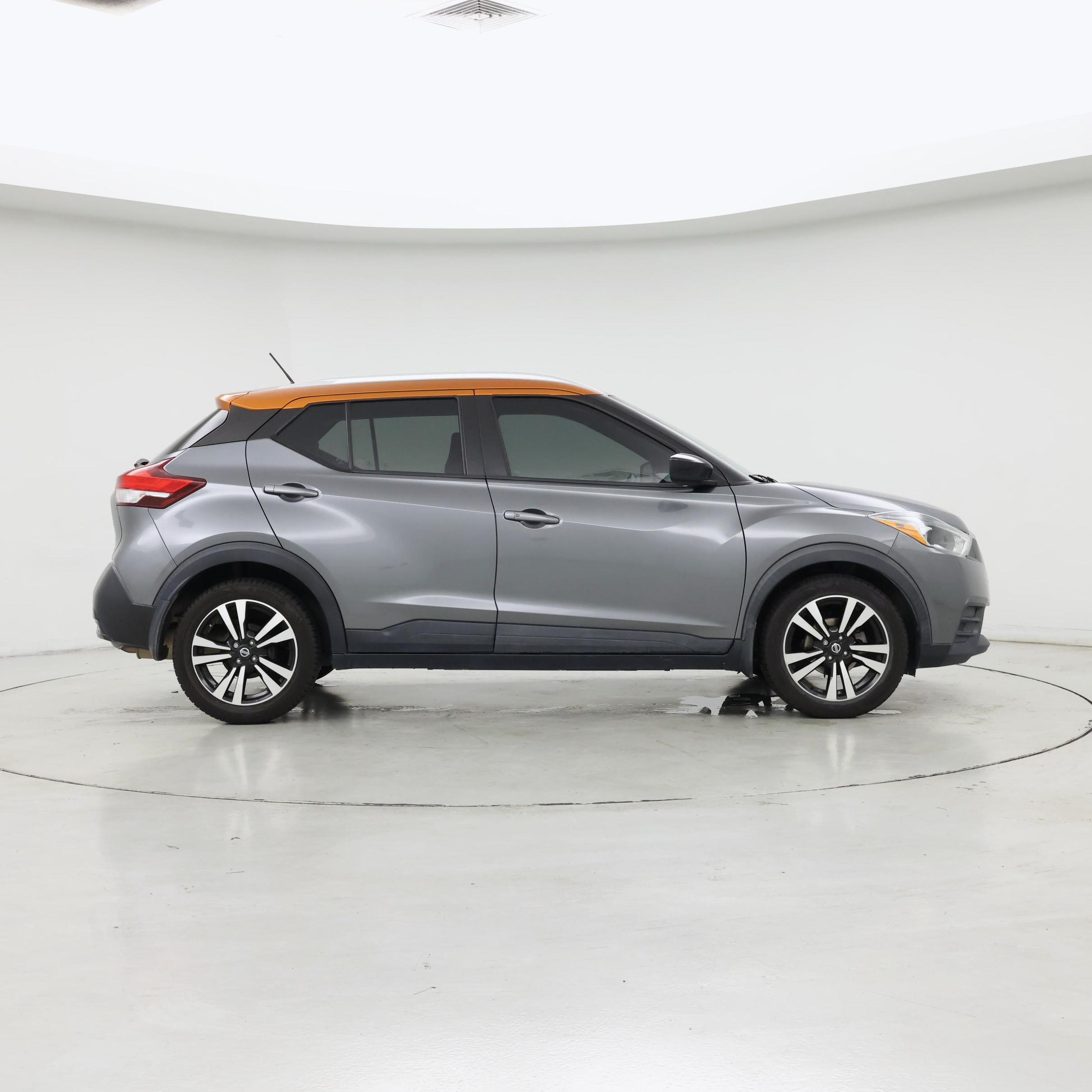 Thumbnail: 2019 Nissan Kicks - 7