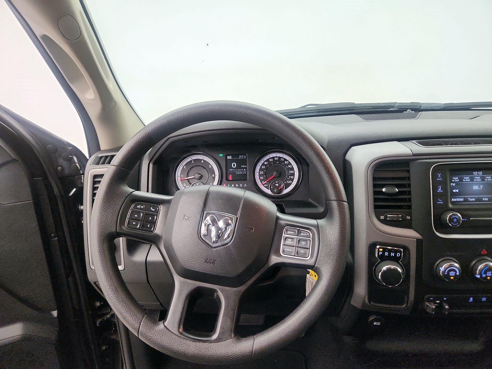 Thumbnail: 2021 RAM 1500 Classic - 10