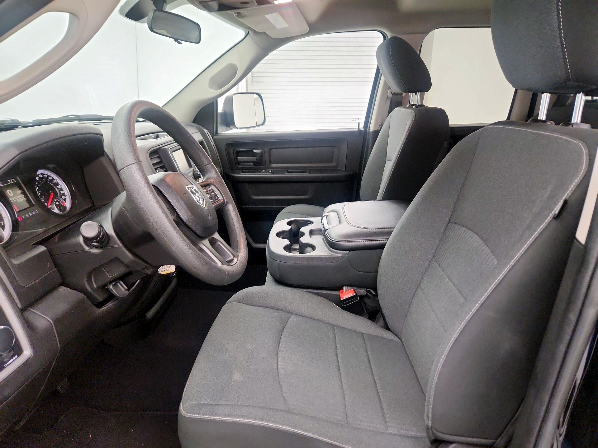 Thumbnail: 2021 RAM 1500 Classic - 11