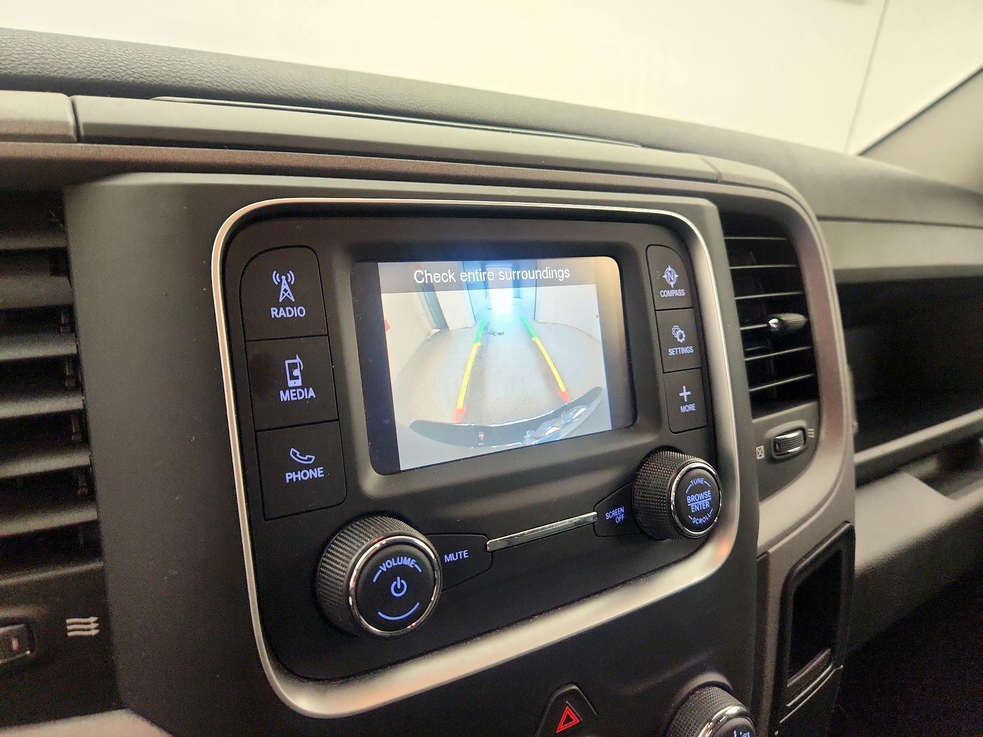 Thumbnail: 2021 RAM 1500 Classic - 14
