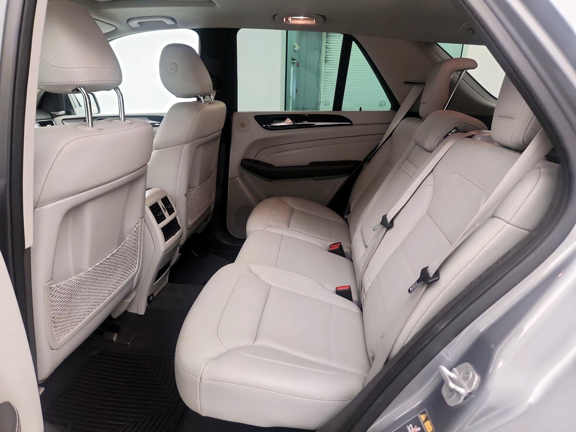 Thumbnail: 2015 Mercedes-Benz M-Class - 17