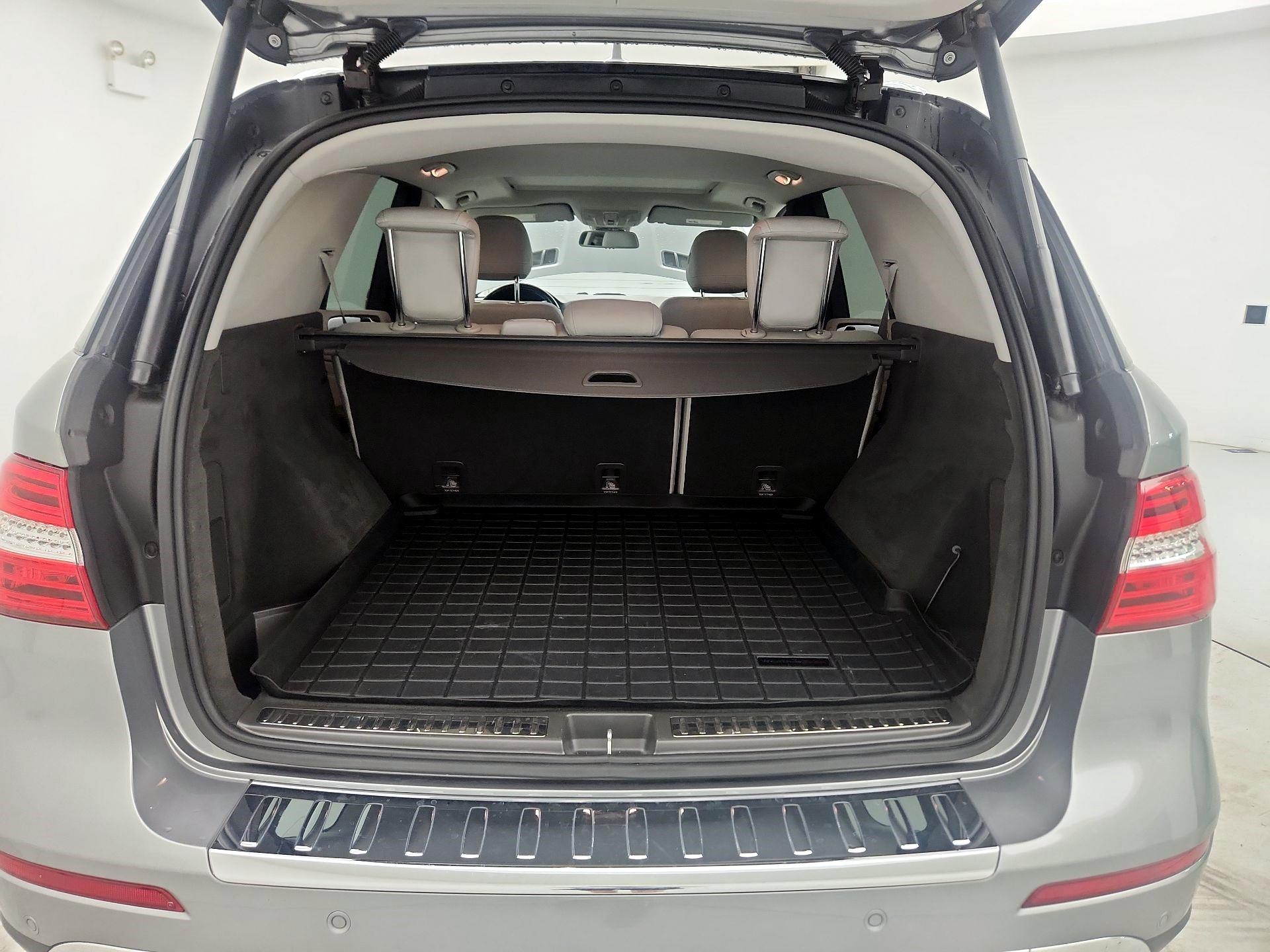 Thumbnail: 2015 Mercedes-Benz M-Class - 18