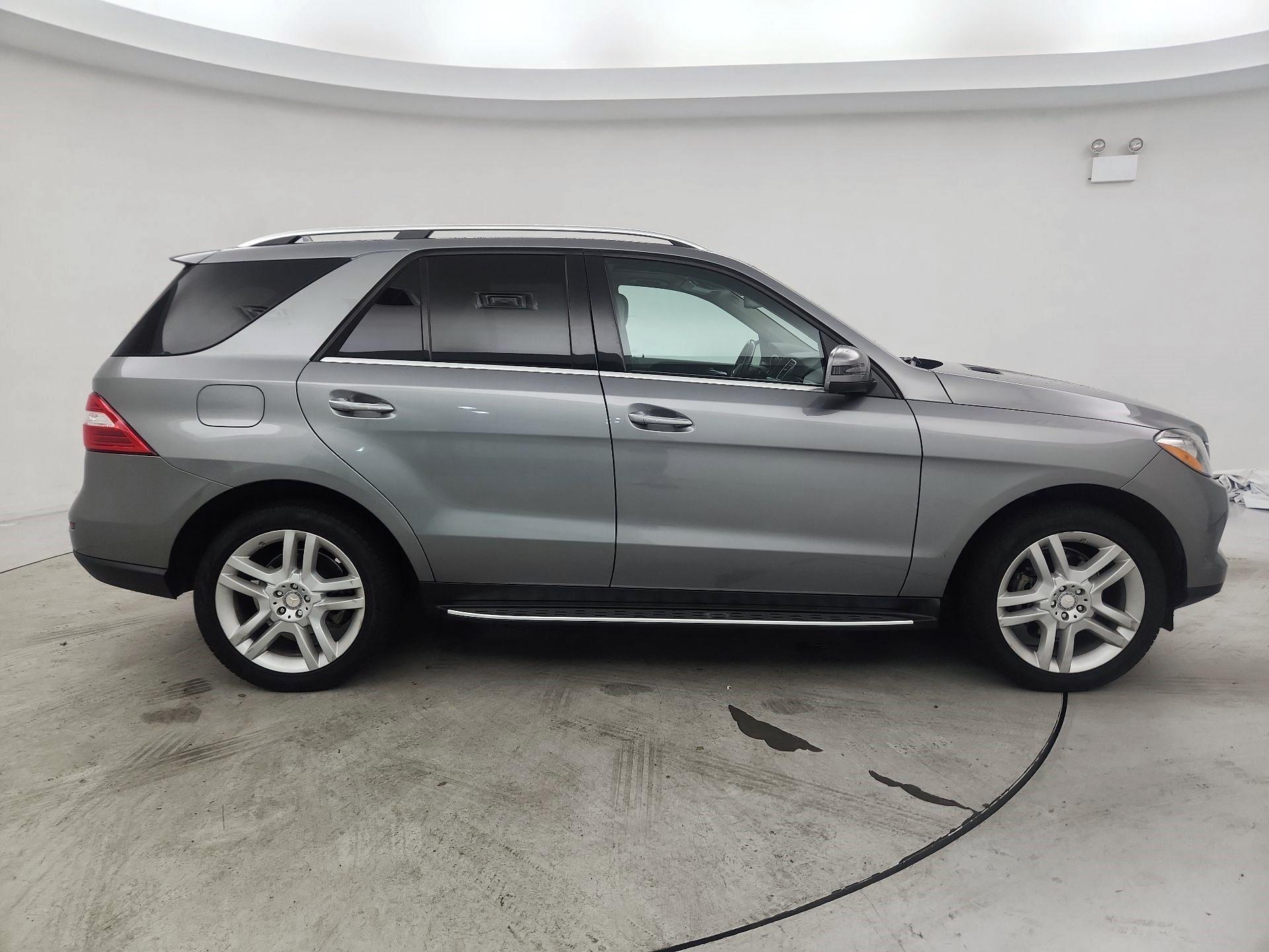 Thumbnail: 2015 Mercedes-Benz M-Class - 4
