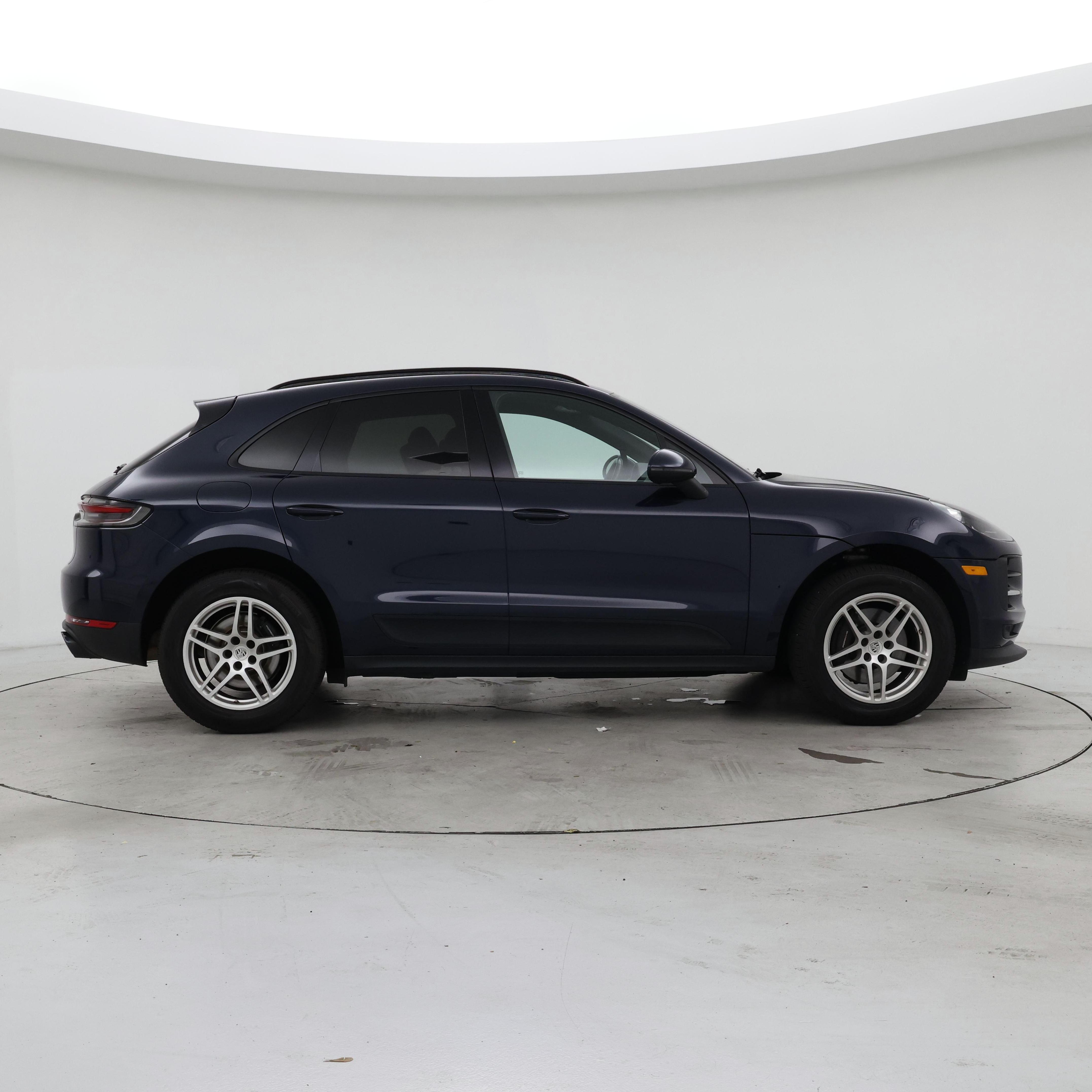 Thumbnail: 2020 Porsche Macan - 7