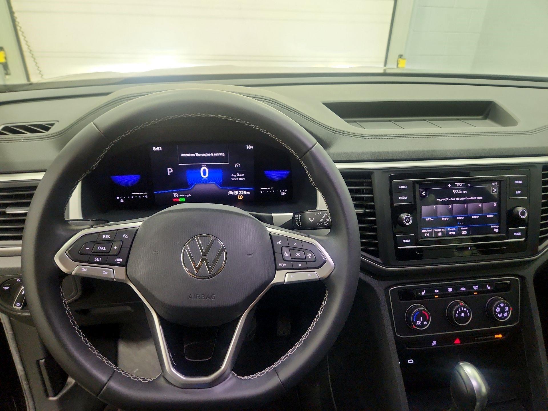 Thumbnail: 2023 Volkswagen Atlas - 9