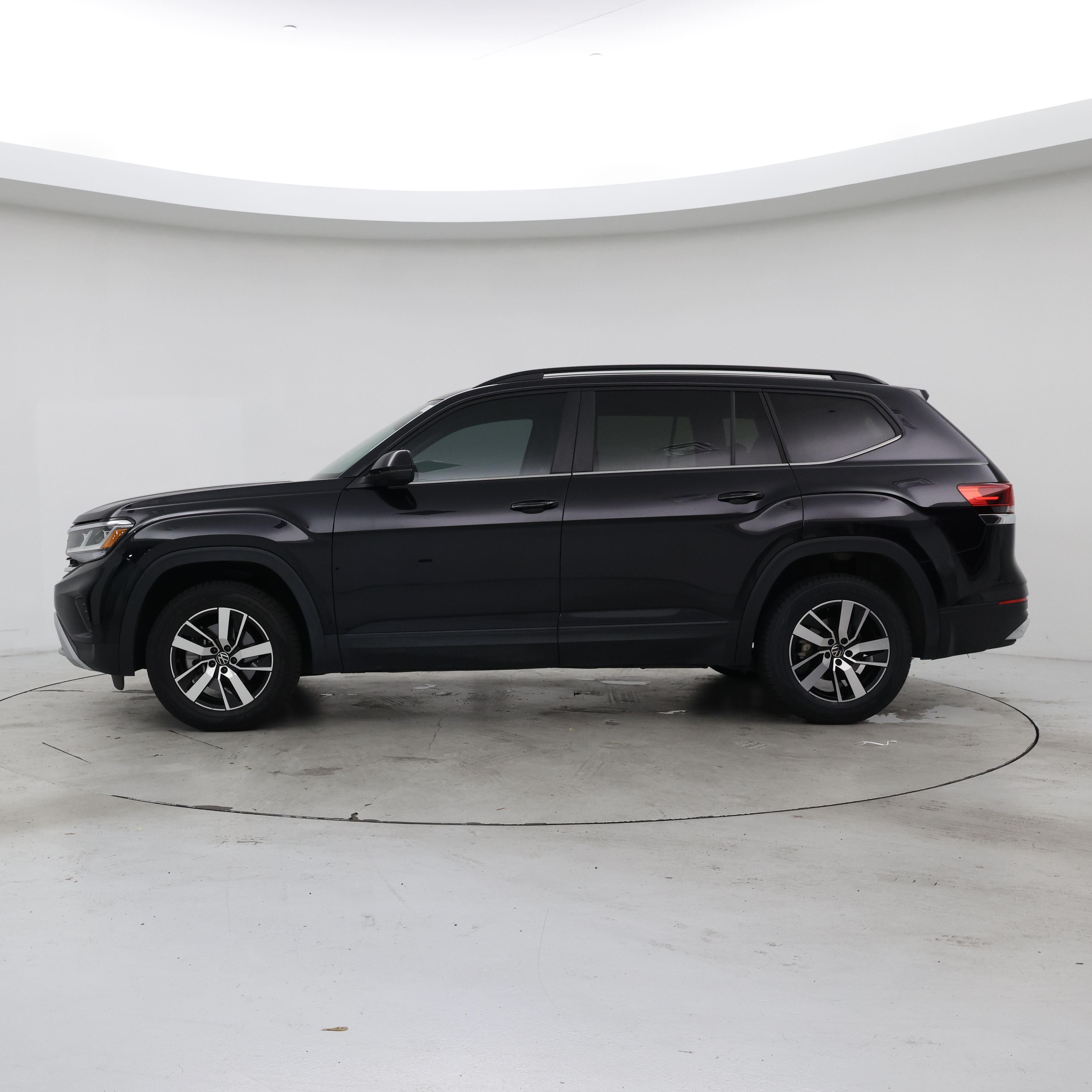 Thumbnail: 2023 Volkswagen Atlas - 3