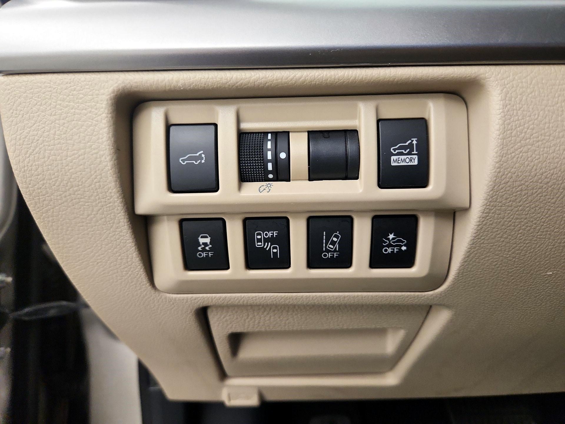 Thumbnail: 2019 Subaru Outback - 13