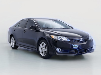 Black 2014 Toyota Camry SE