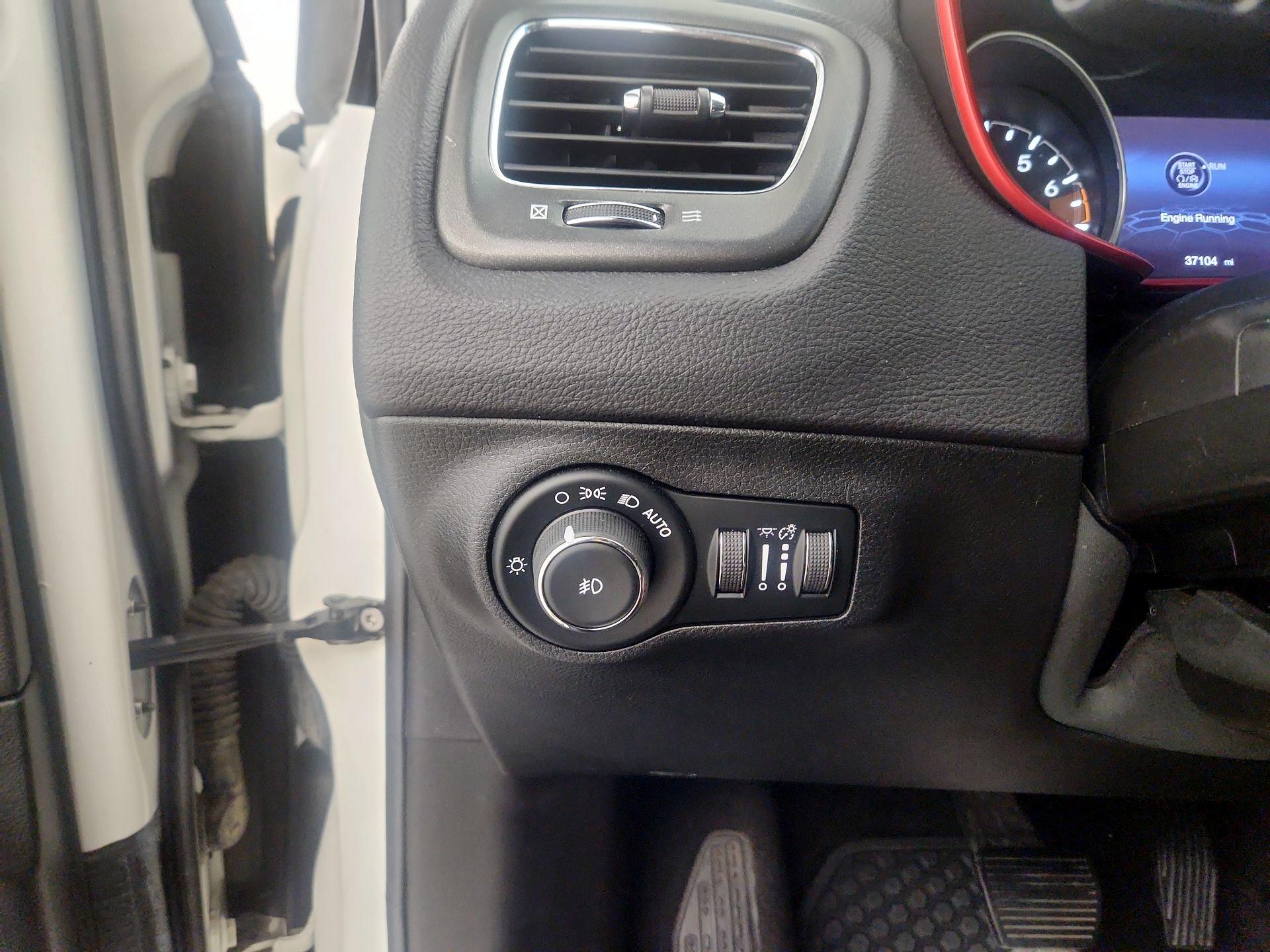 Thumbnail: 2018 Jeep Compass - 11