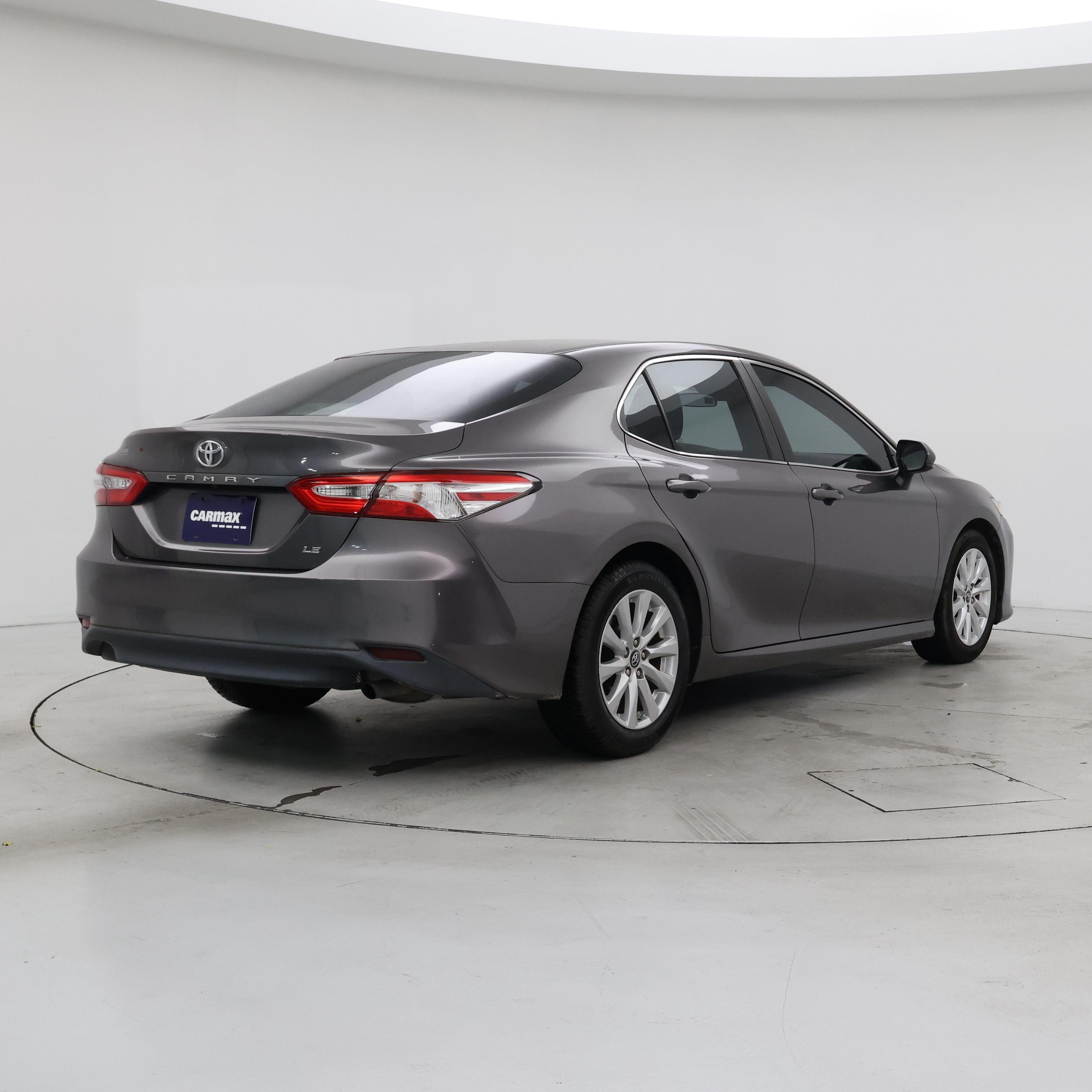 Thumbnail: 2018 Toyota Camry - 8