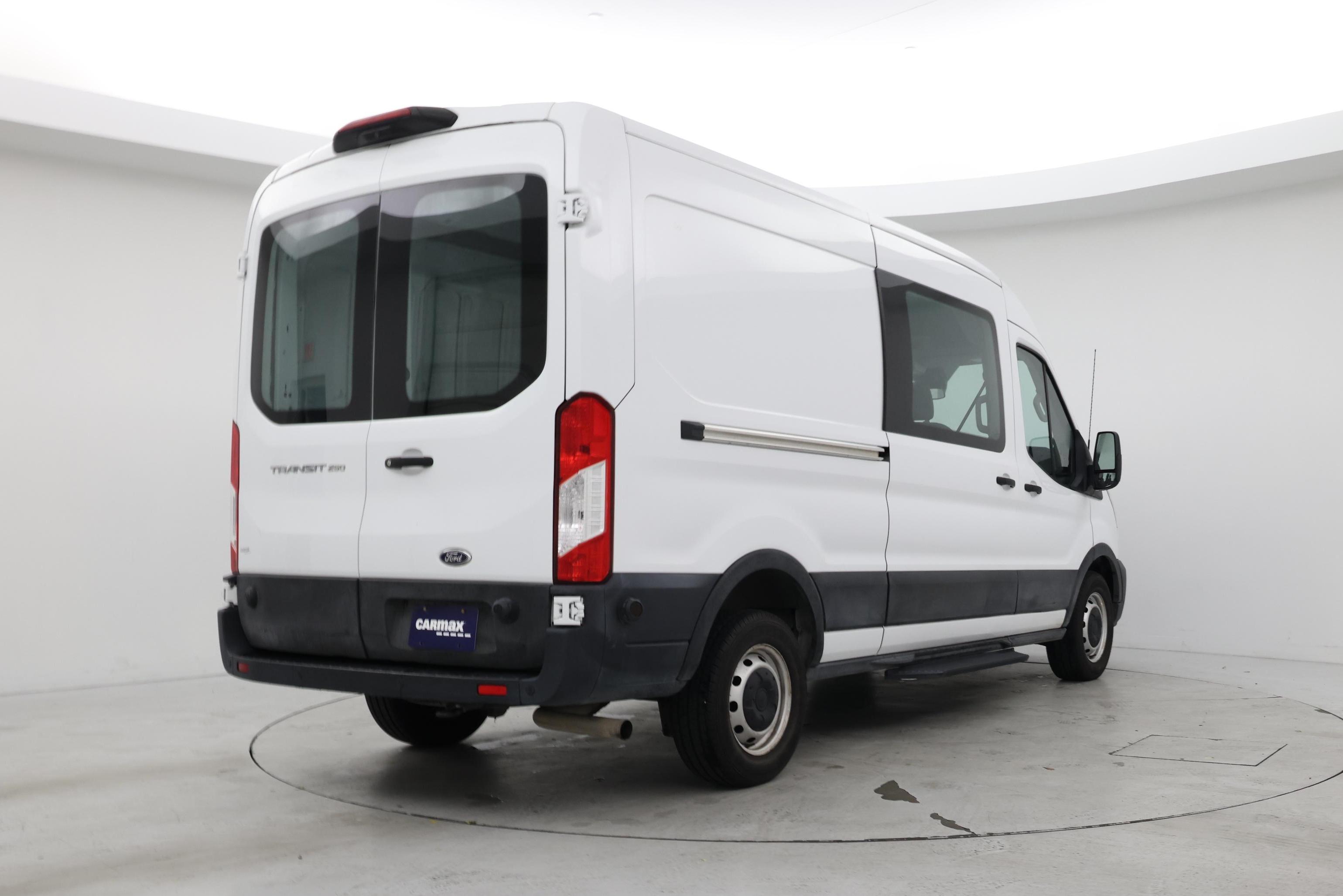 Thumbnail: 2020 Ford Transit Series - 8