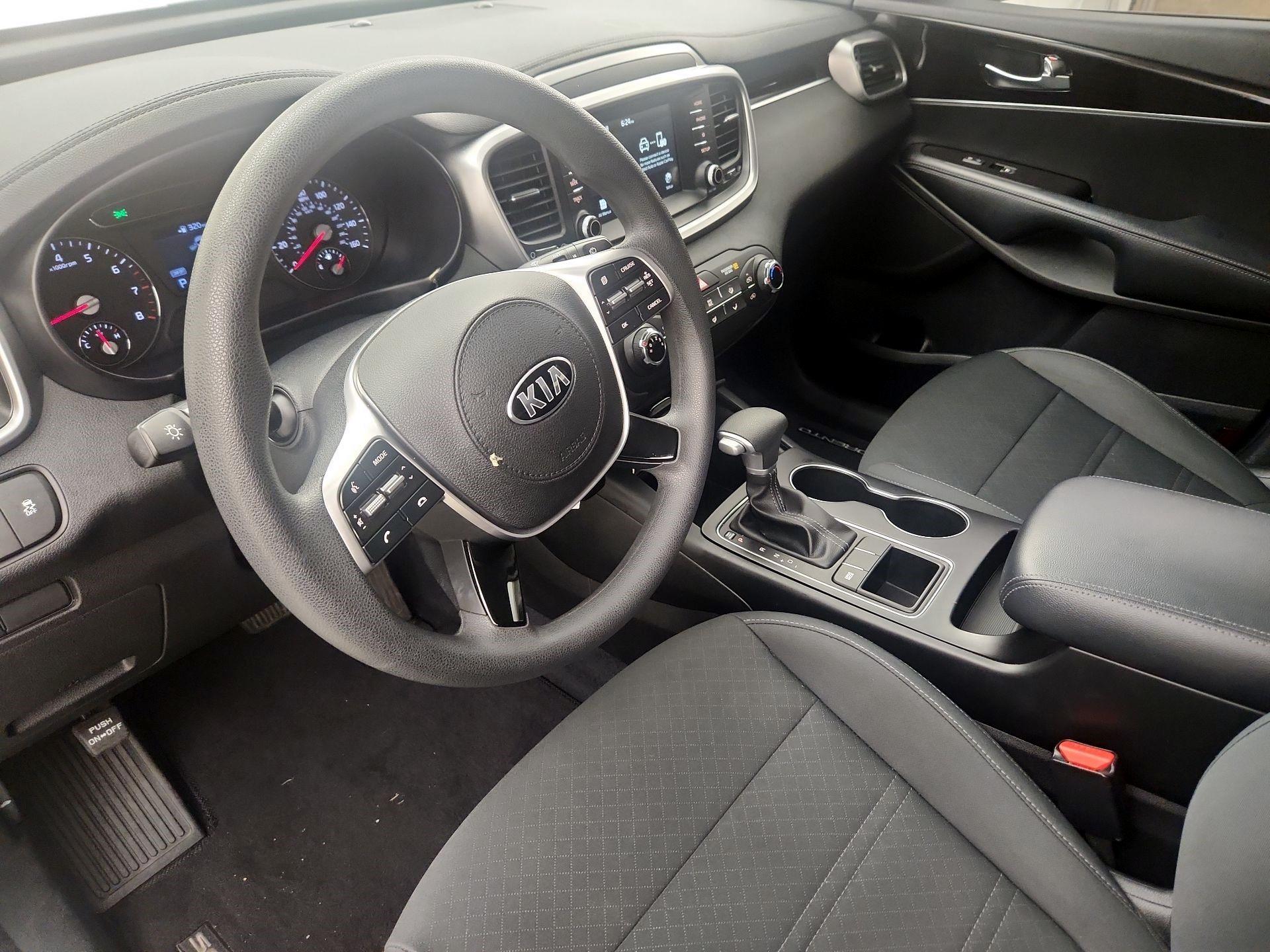 Thumbnail: 2020 Kia Sorento - 11