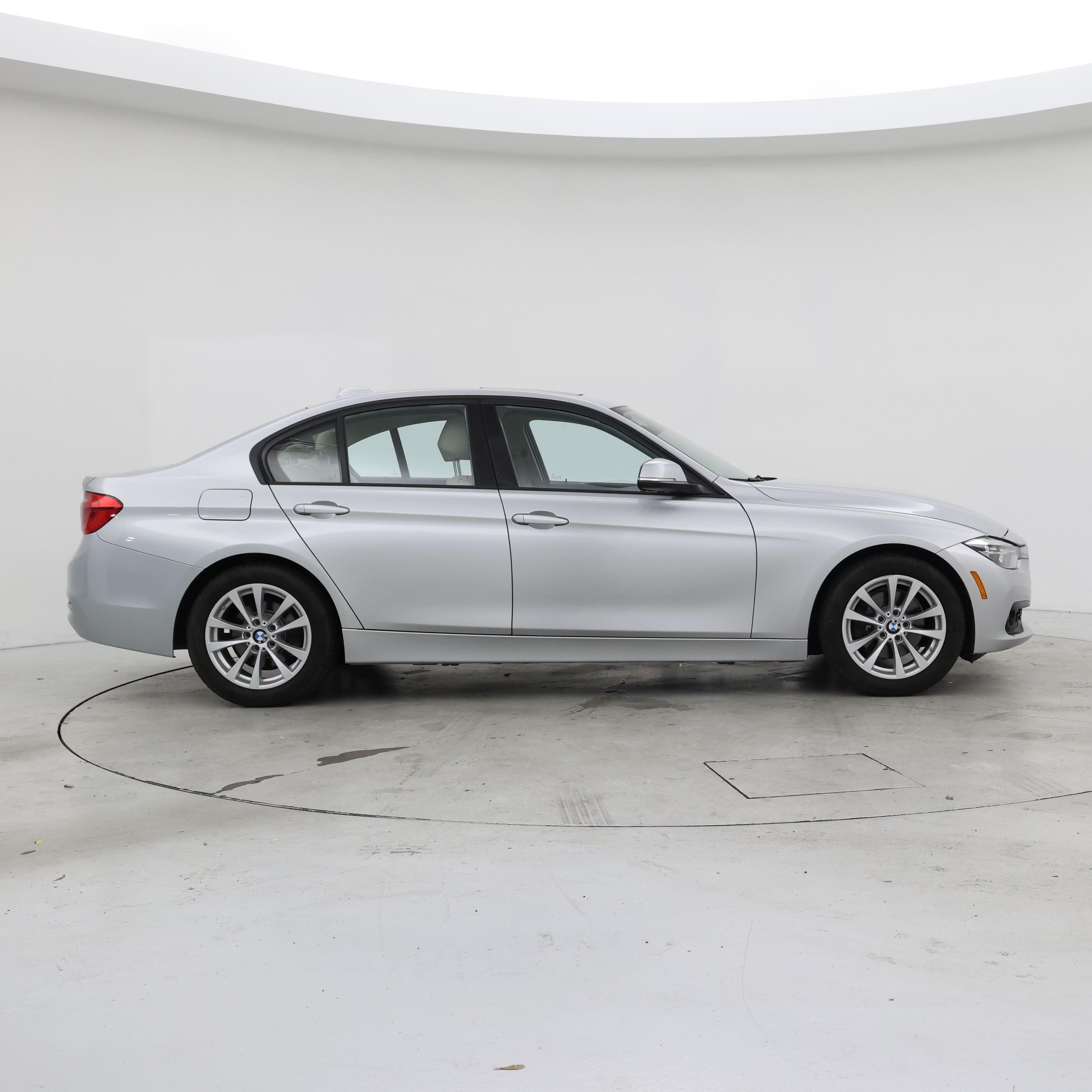 Thumbnail: 2018 BMW 3 Series - 7