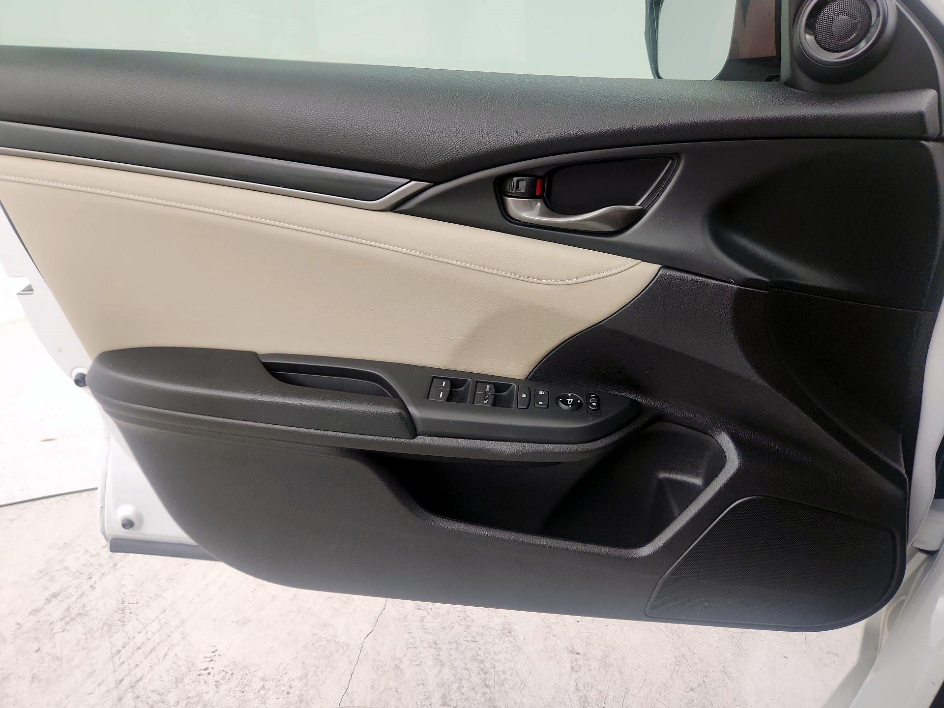 Thumbnail: 2020 Honda Civic - 10
