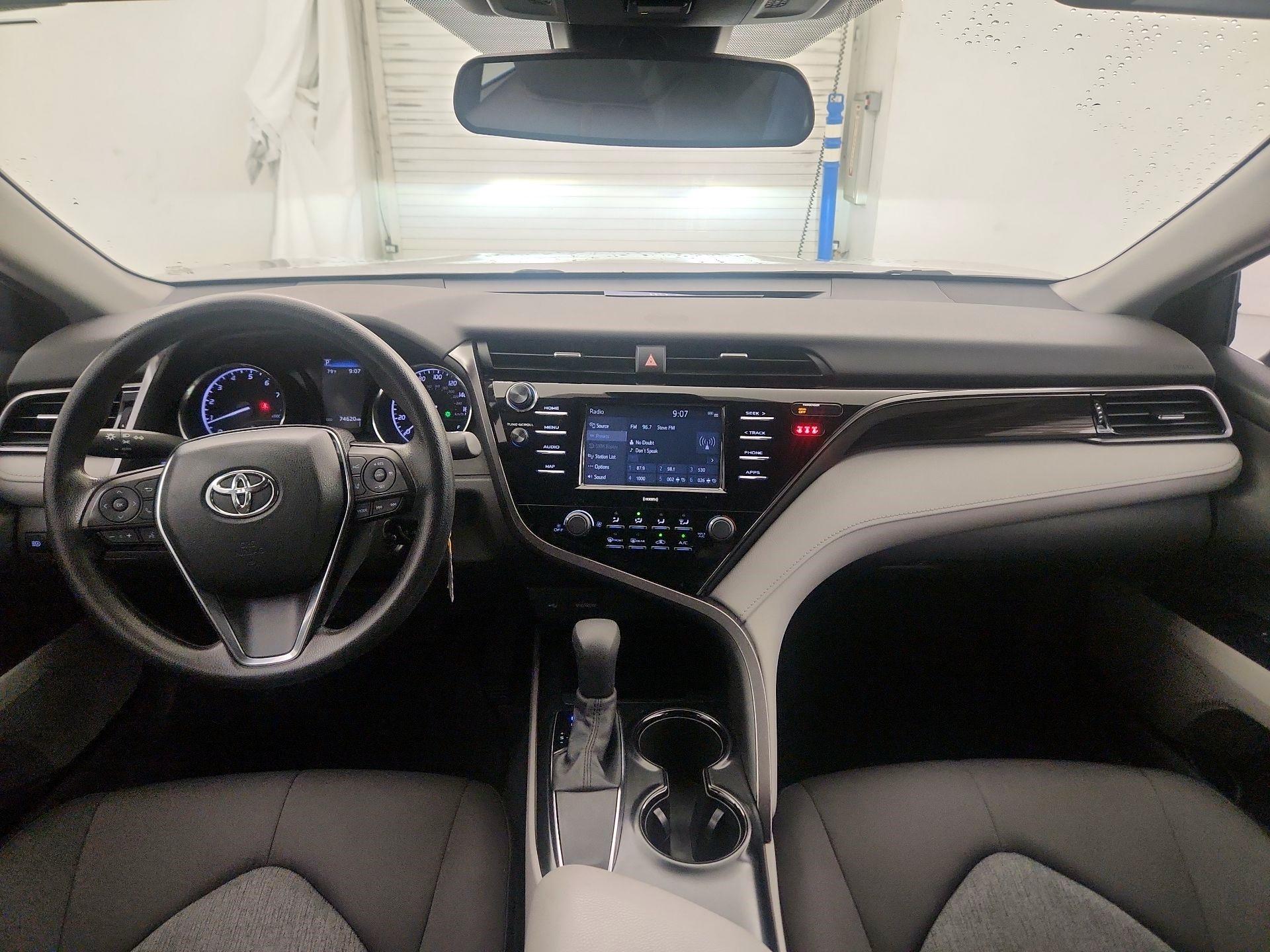 Thumbnail: 2020 Toyota Camry - 8