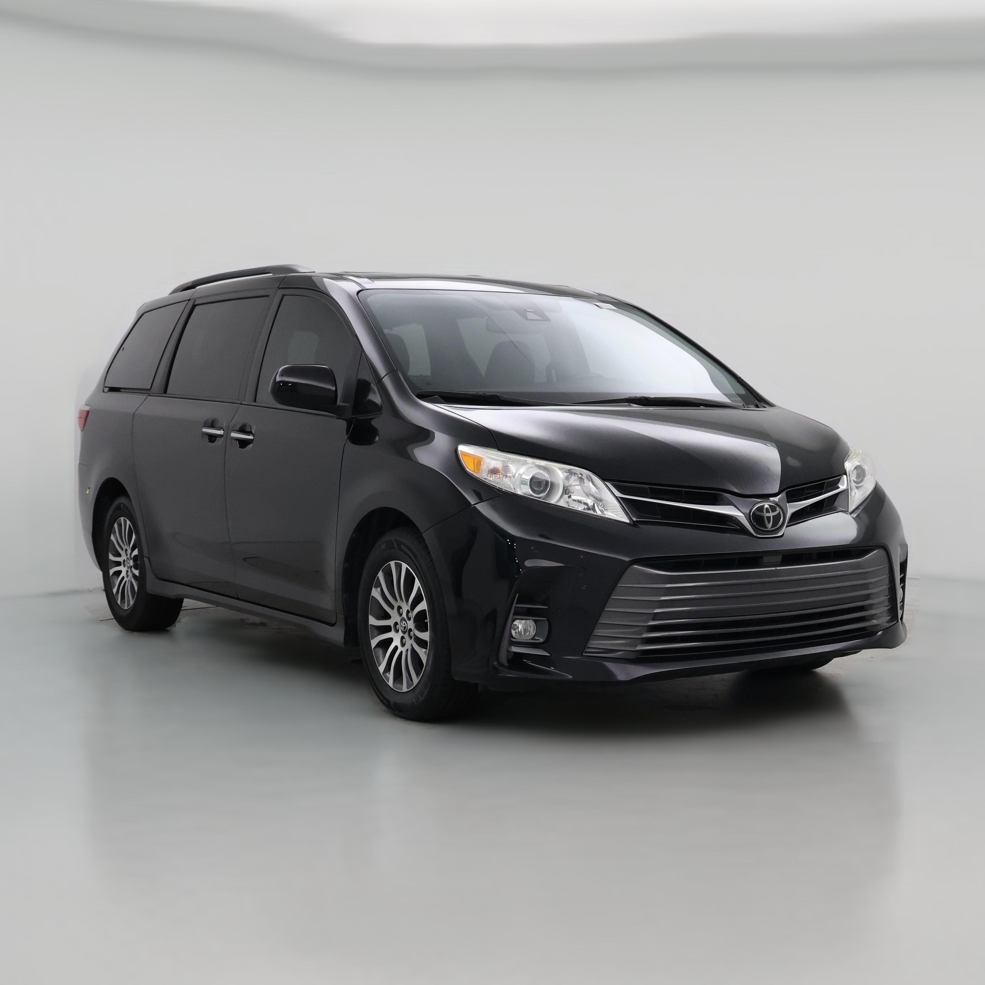 Thumbnail: 2019 Toyota Sienna - 1