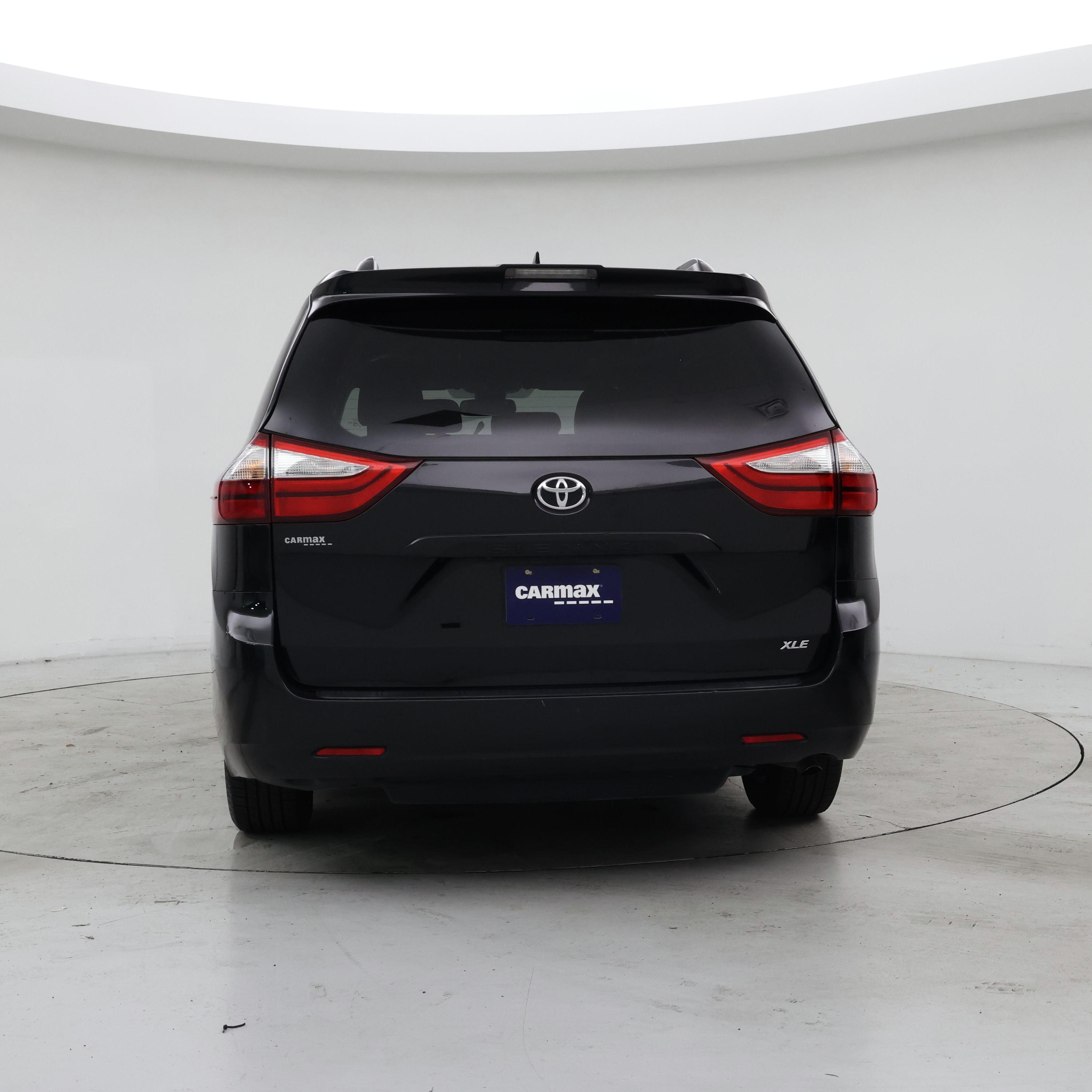 Thumbnail: 2019 Toyota Sienna - 6