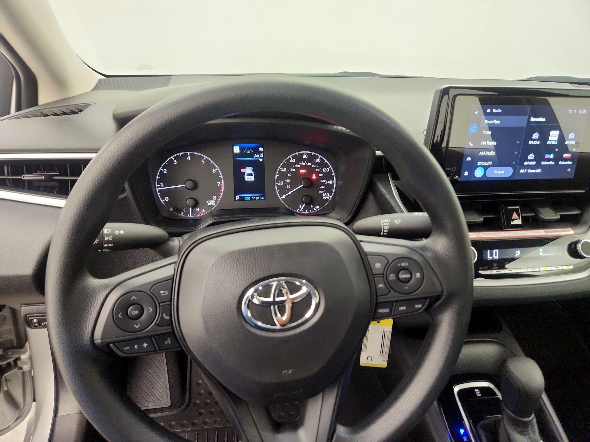 Thumbnail: 2025 Toyota Corolla - 9