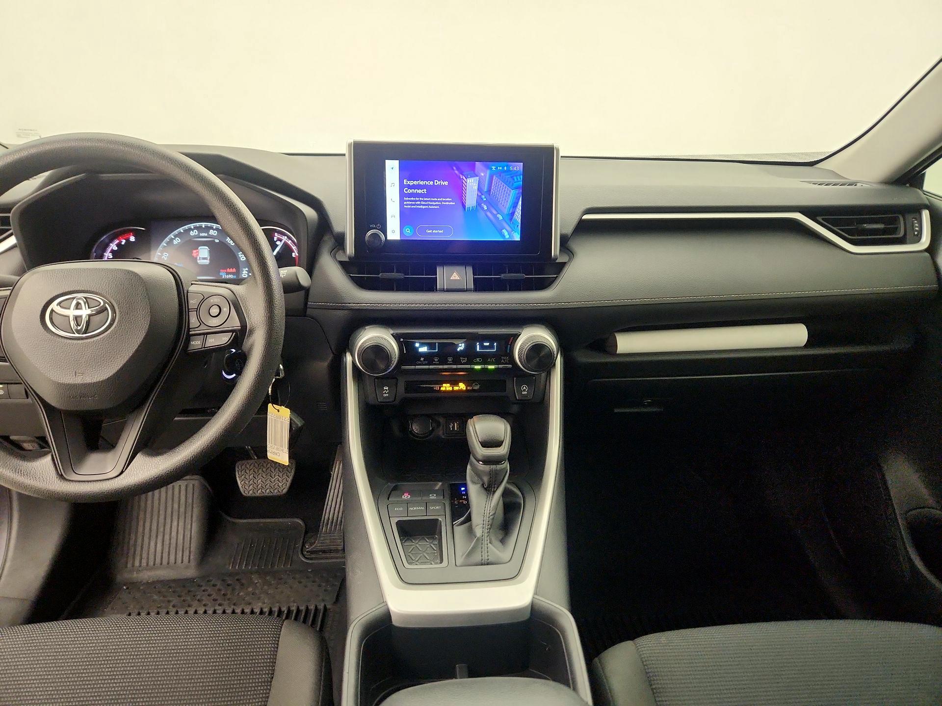Thumbnail: 2024 Toyota RAV4 - 9