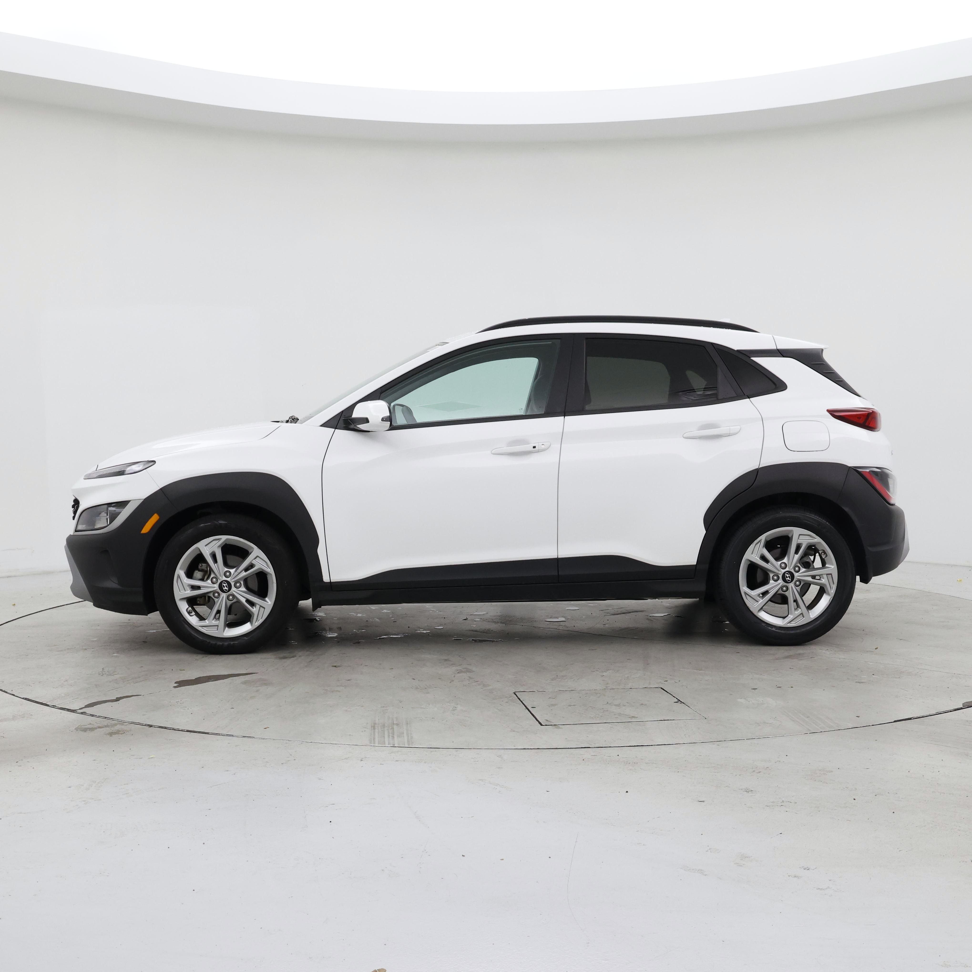 Thumbnail: 2022 Hyundai Kona - 3