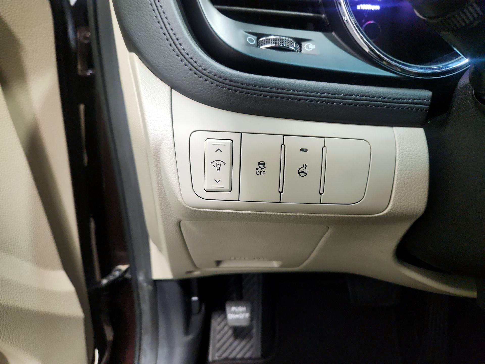 Thumbnail: 2013 Kia Optima - 13